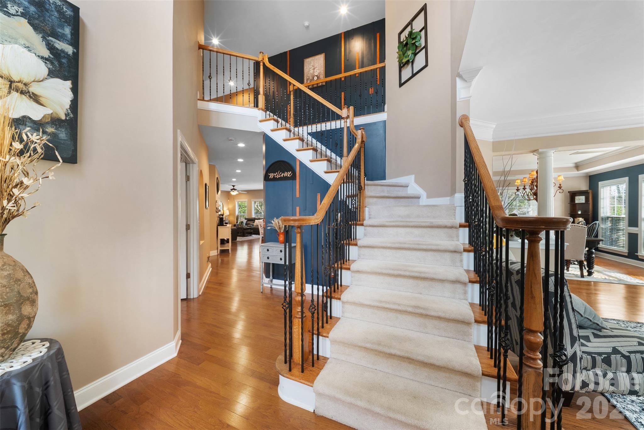 8715 Savannah Road — Harrisburg