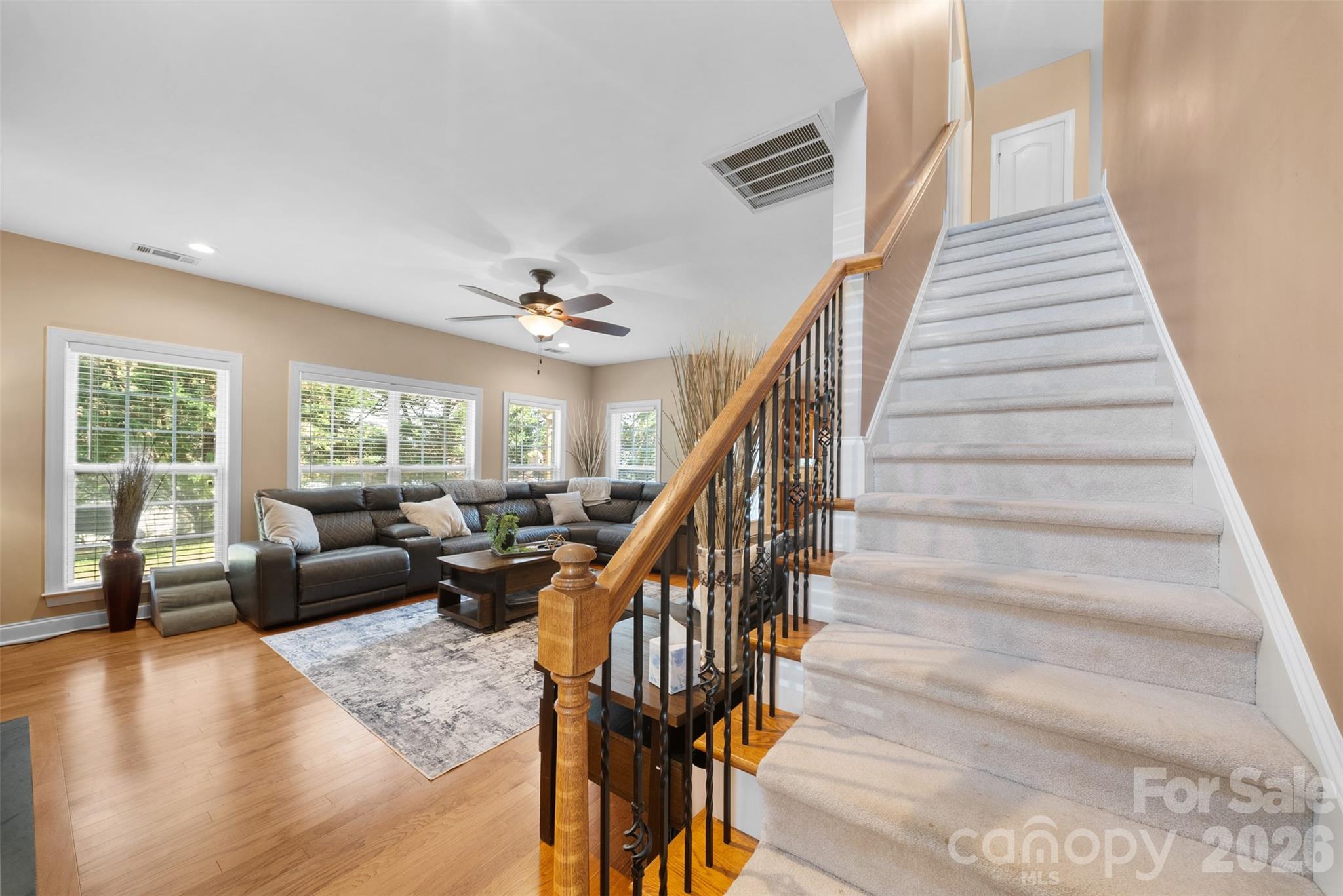 8715 Savannah Road — Harrisburg