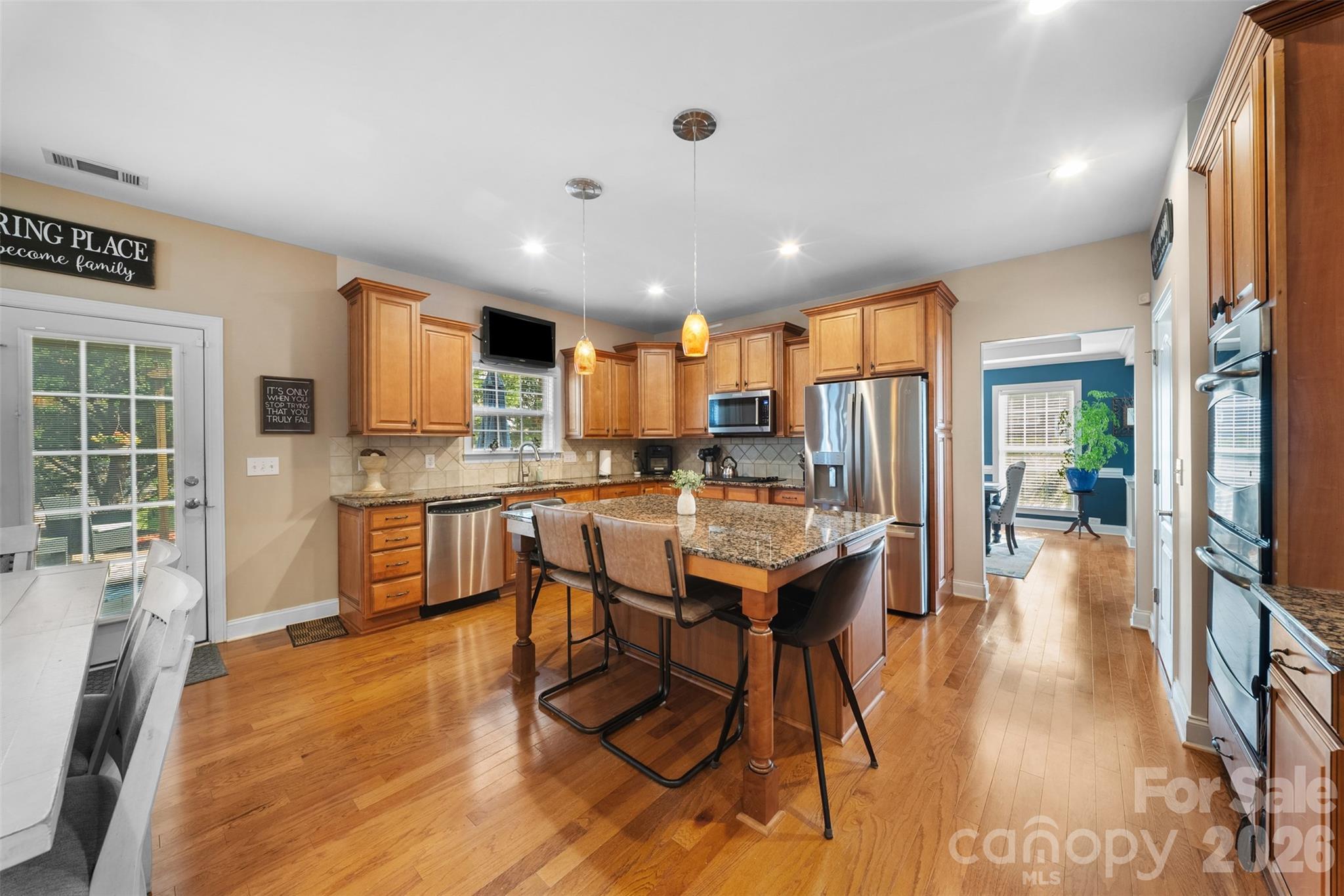 8715 Savannah Road — Harrisburg