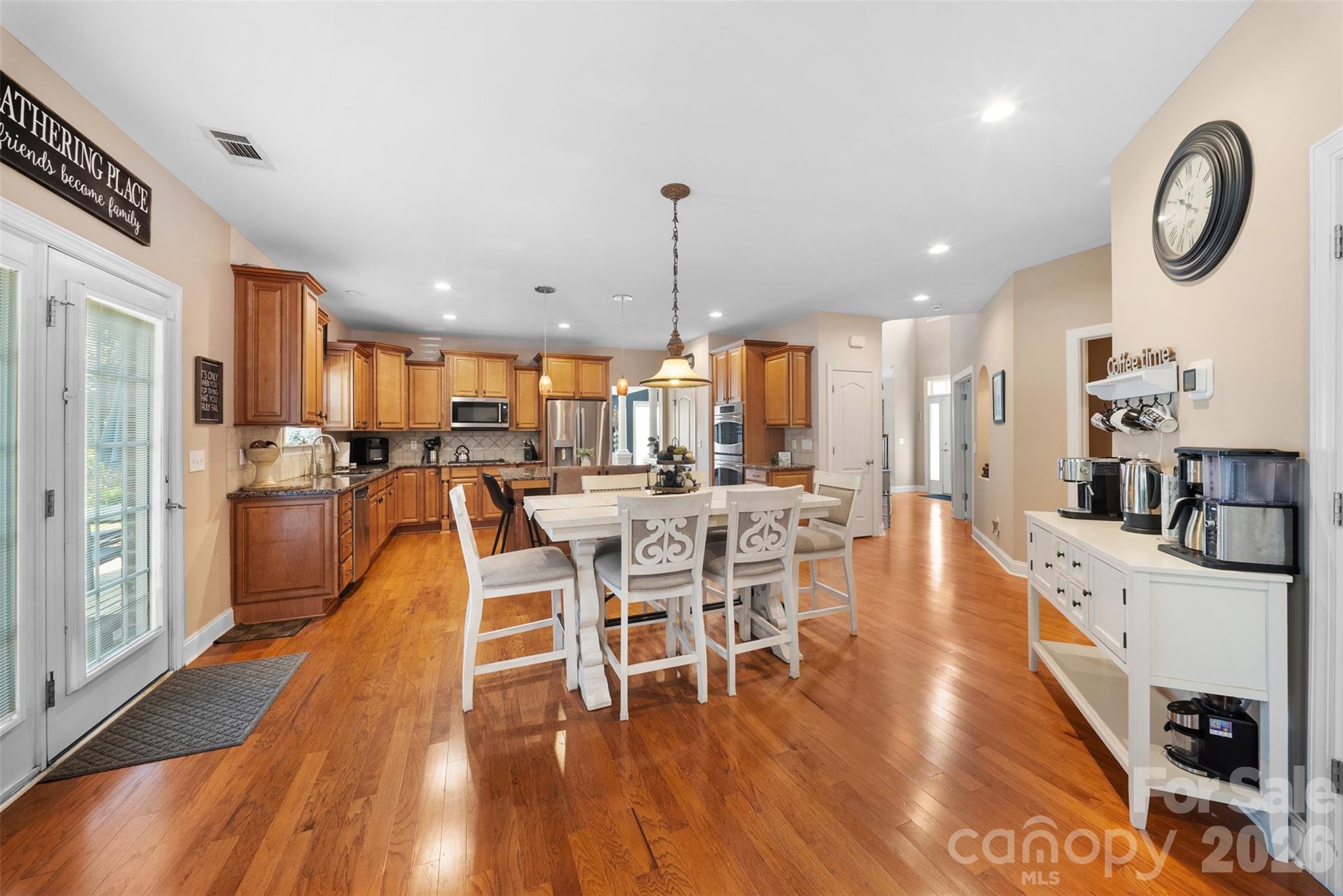 8715 Savannah Road — Harrisburg