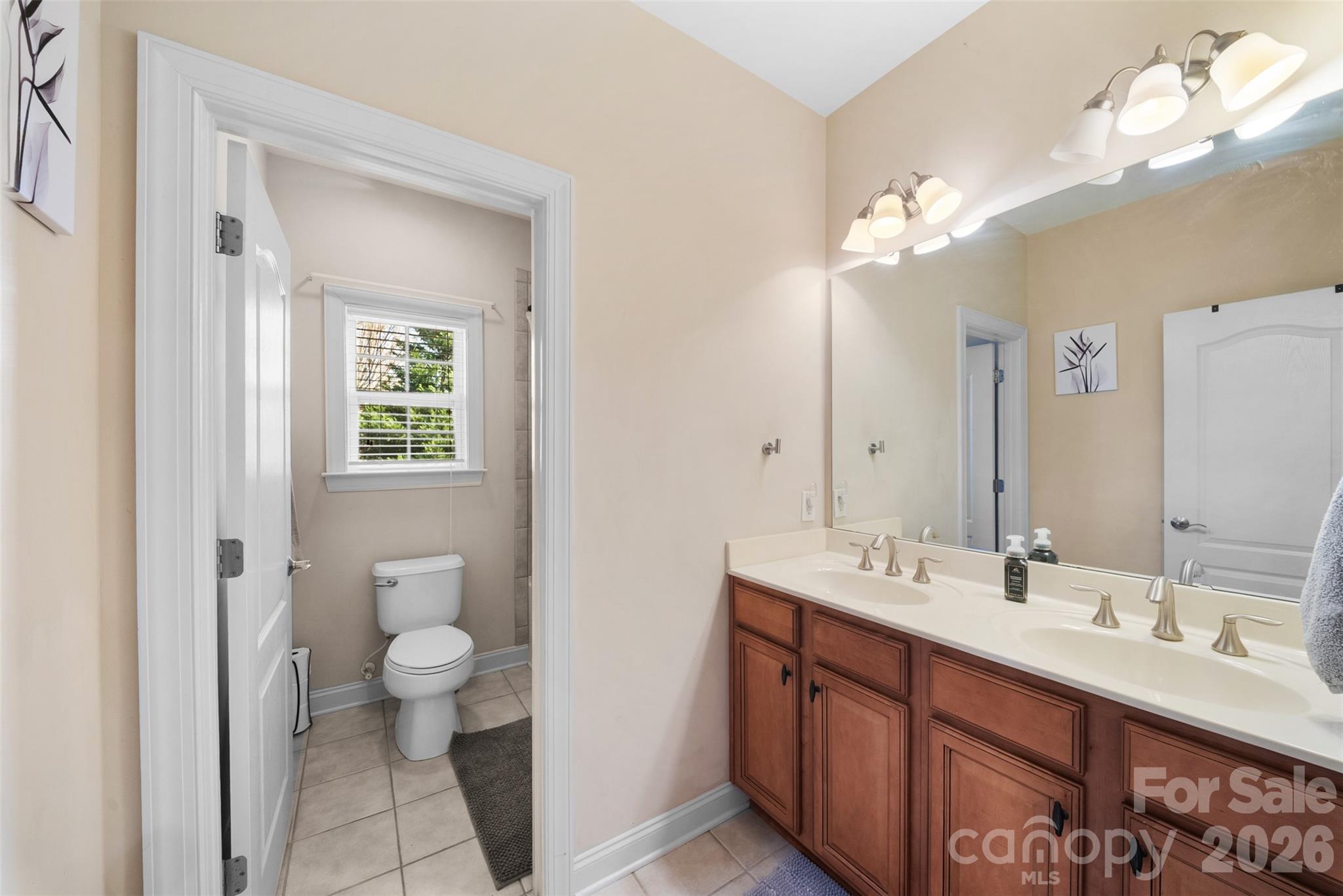 8715 Savannah Road — Harrisburg