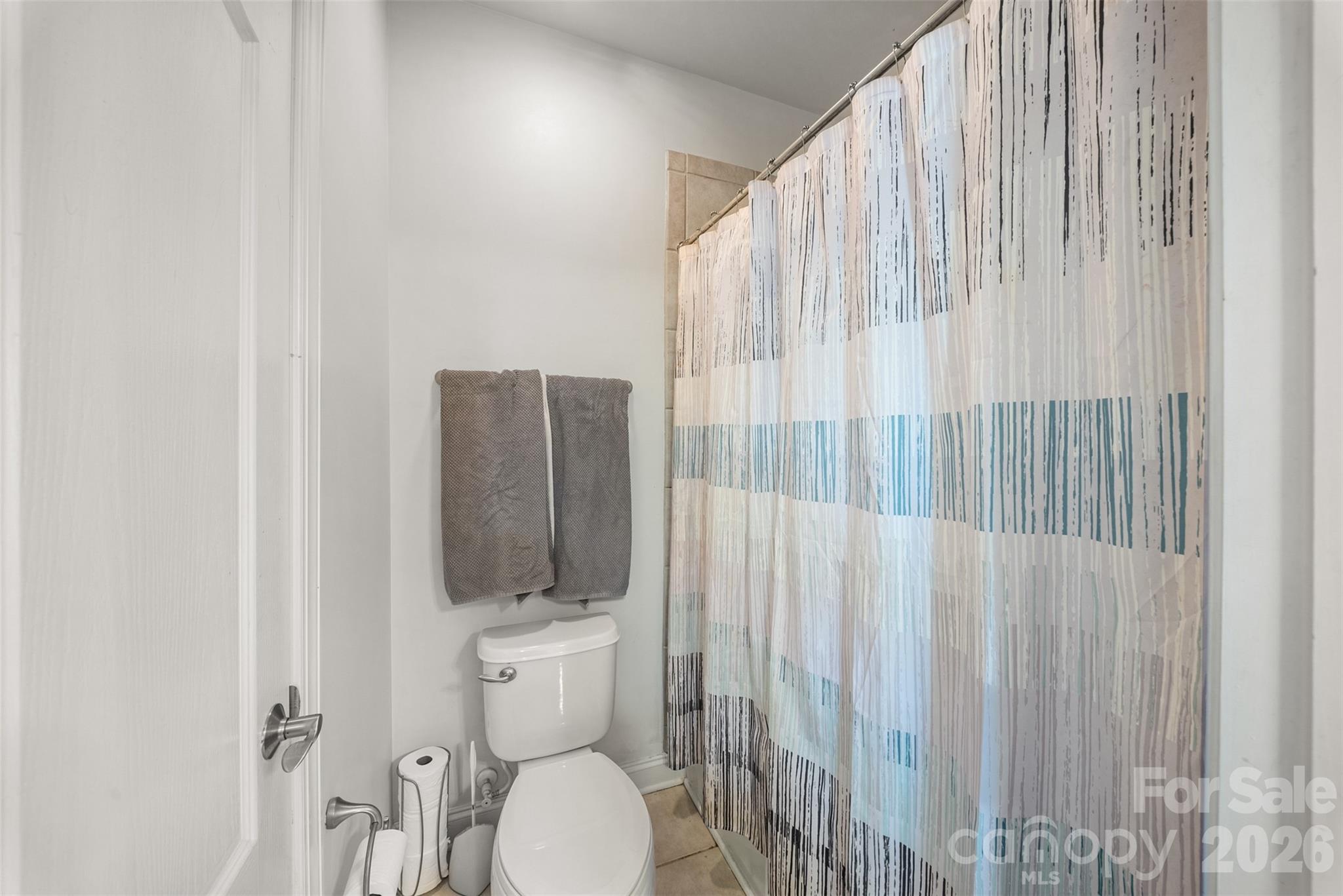 8715 Savannah Road — Harrisburg