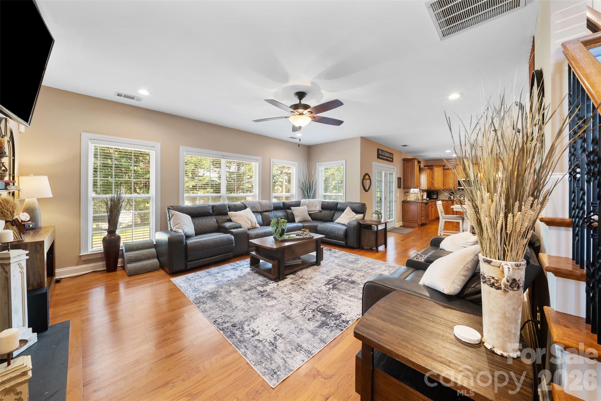 8715 Savannah Road — Harrisburg