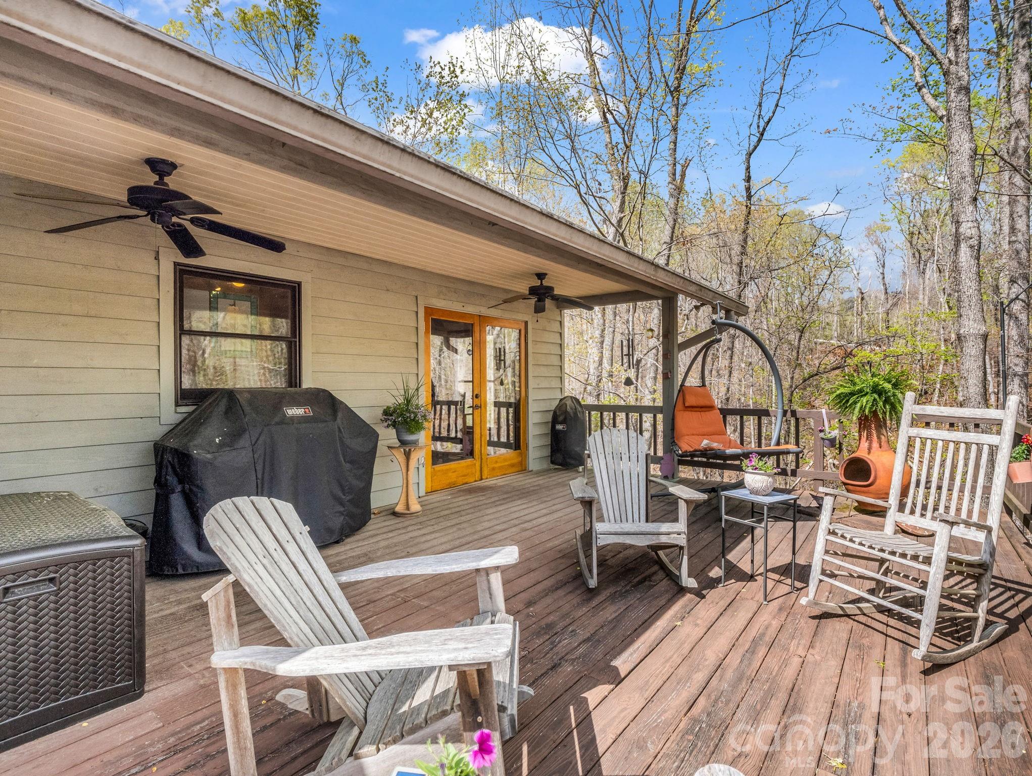 780 Rixhaven Drive — Saluda