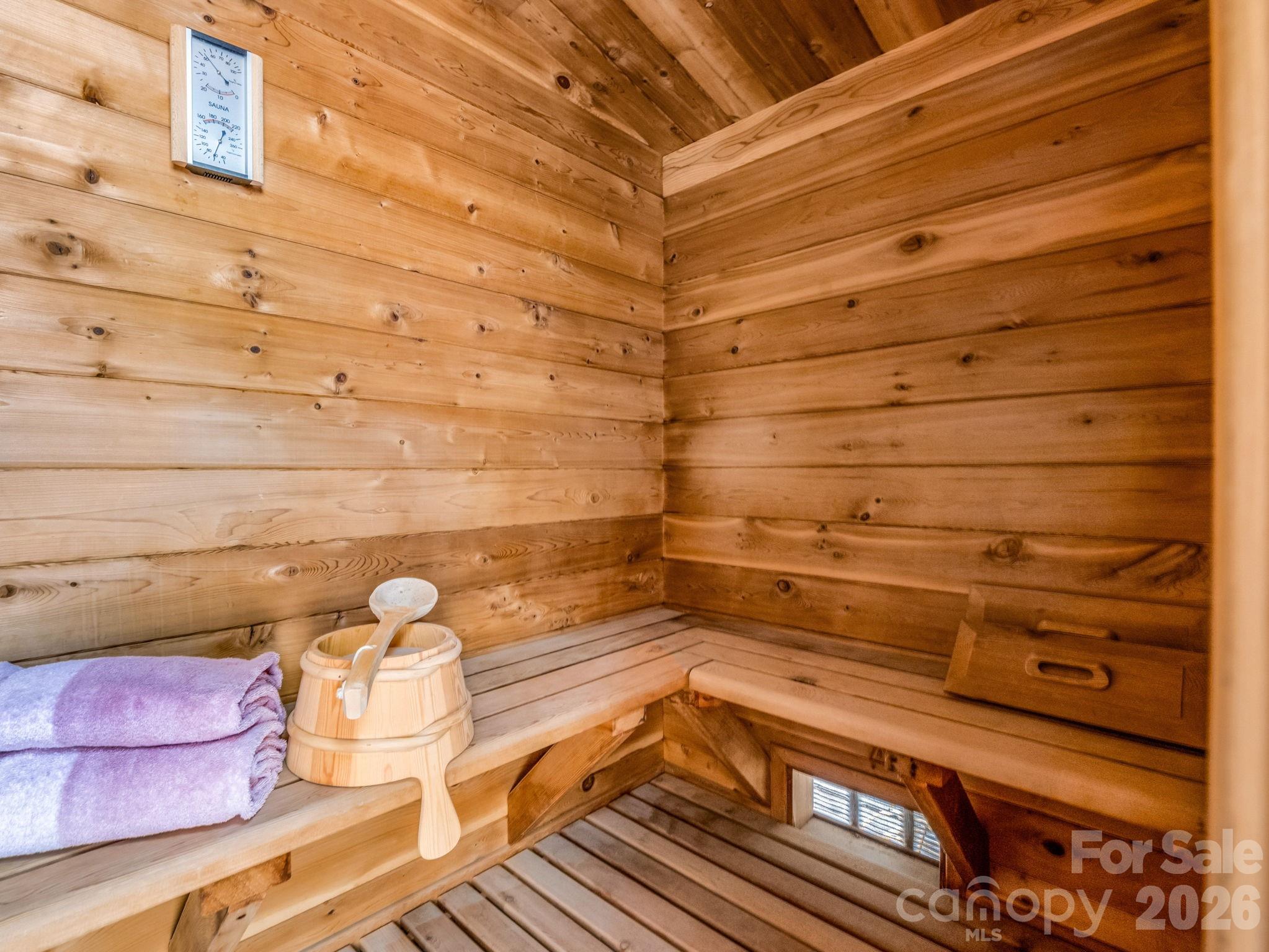 780 Rixhaven Drive — Saluda
