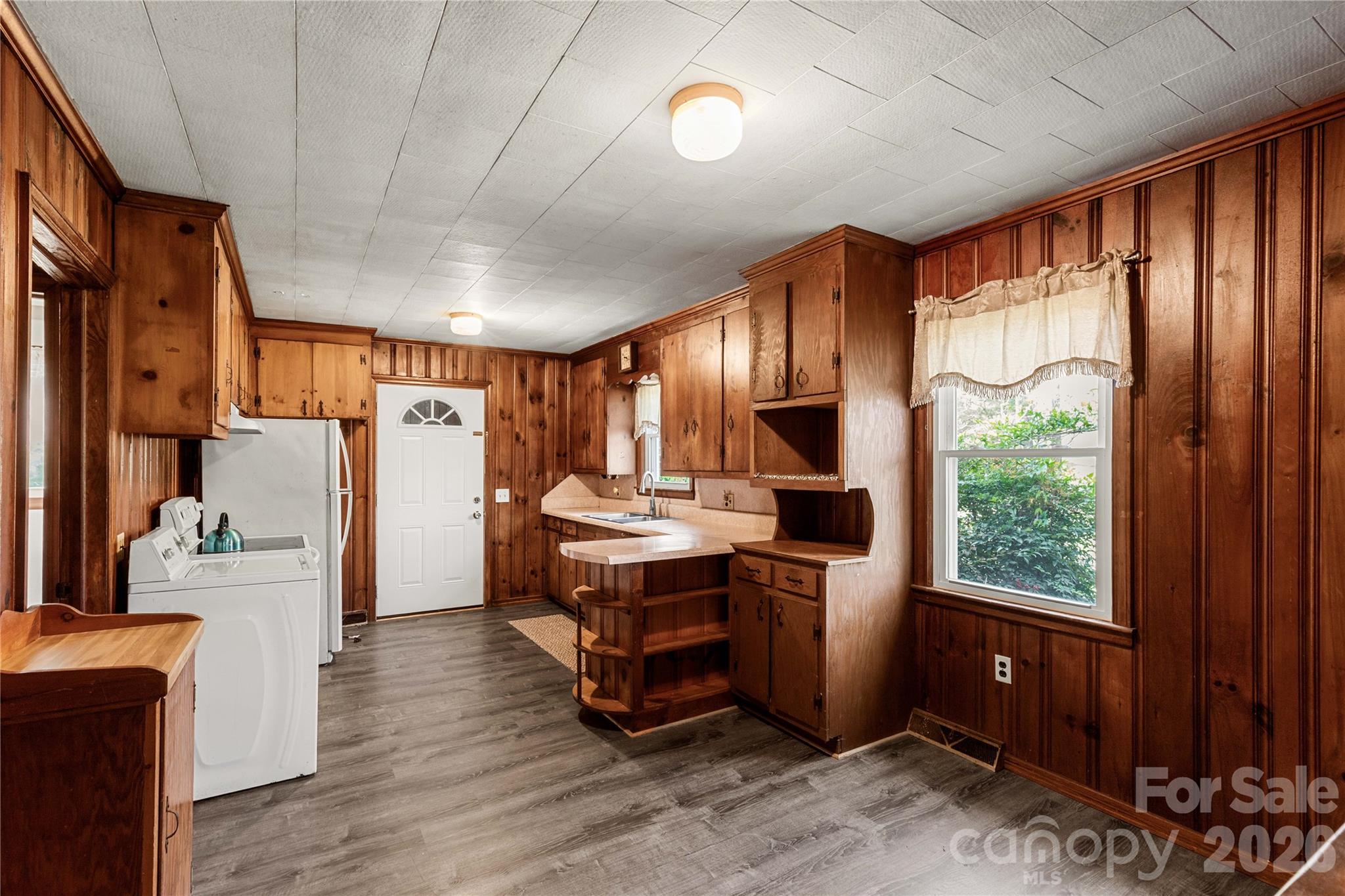 1724 Old Camden Monroe Highway — Lancaster