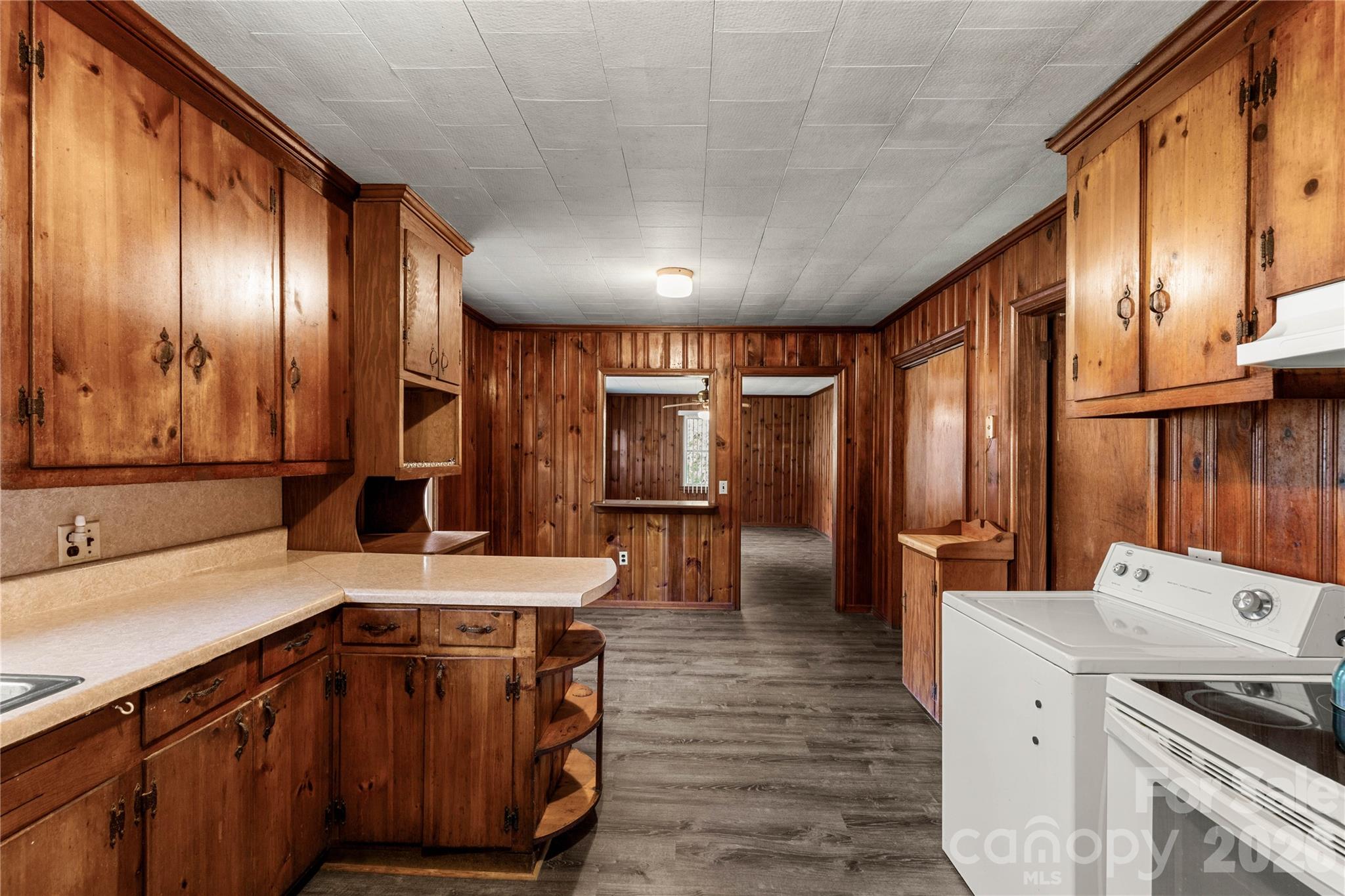1724 Old Camden Monroe Highway — Lancaster