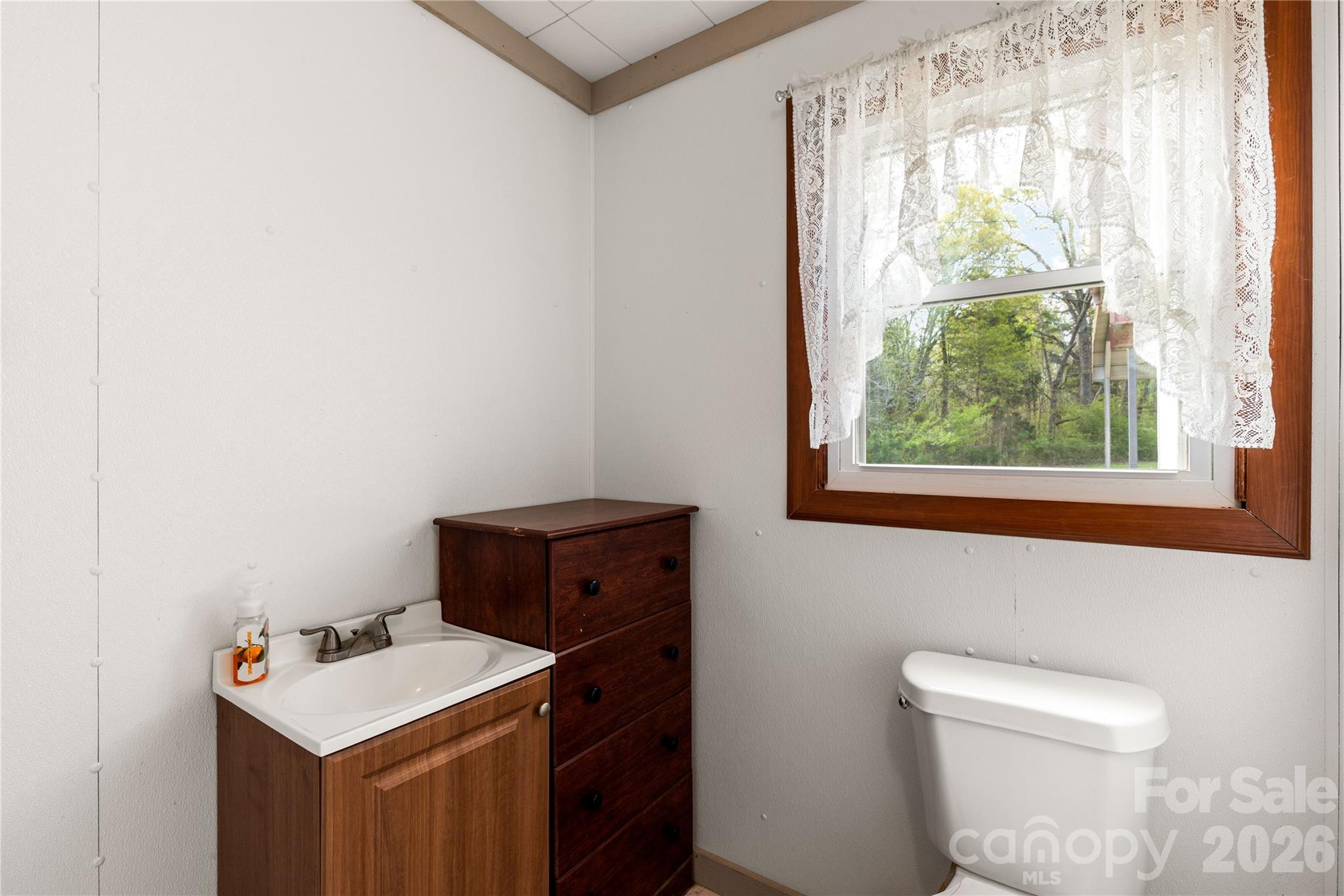 1724 Old Camden Monroe Highway — Lancaster