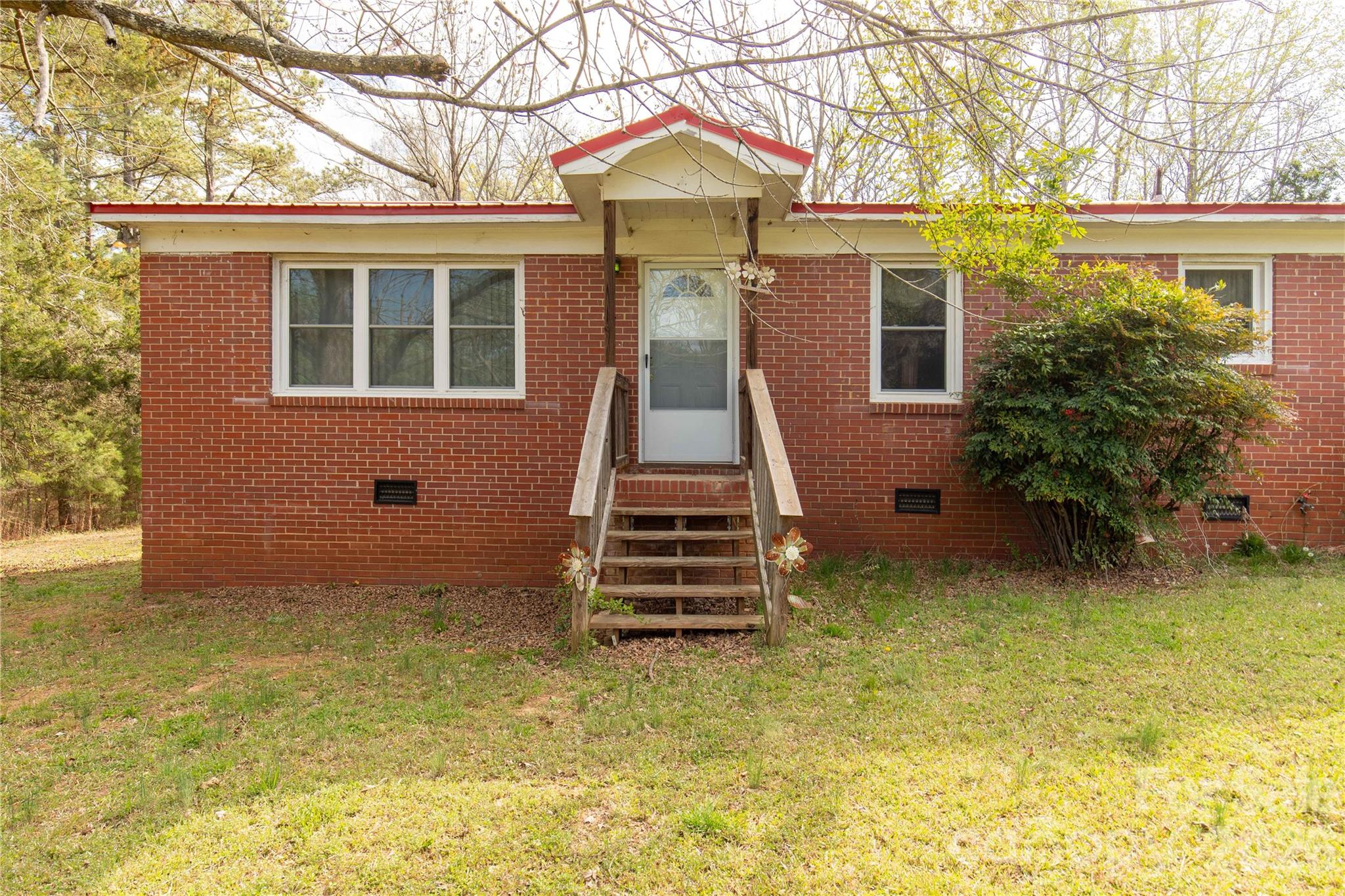 1724 Old Camden Monroe Highway — Lancaster
