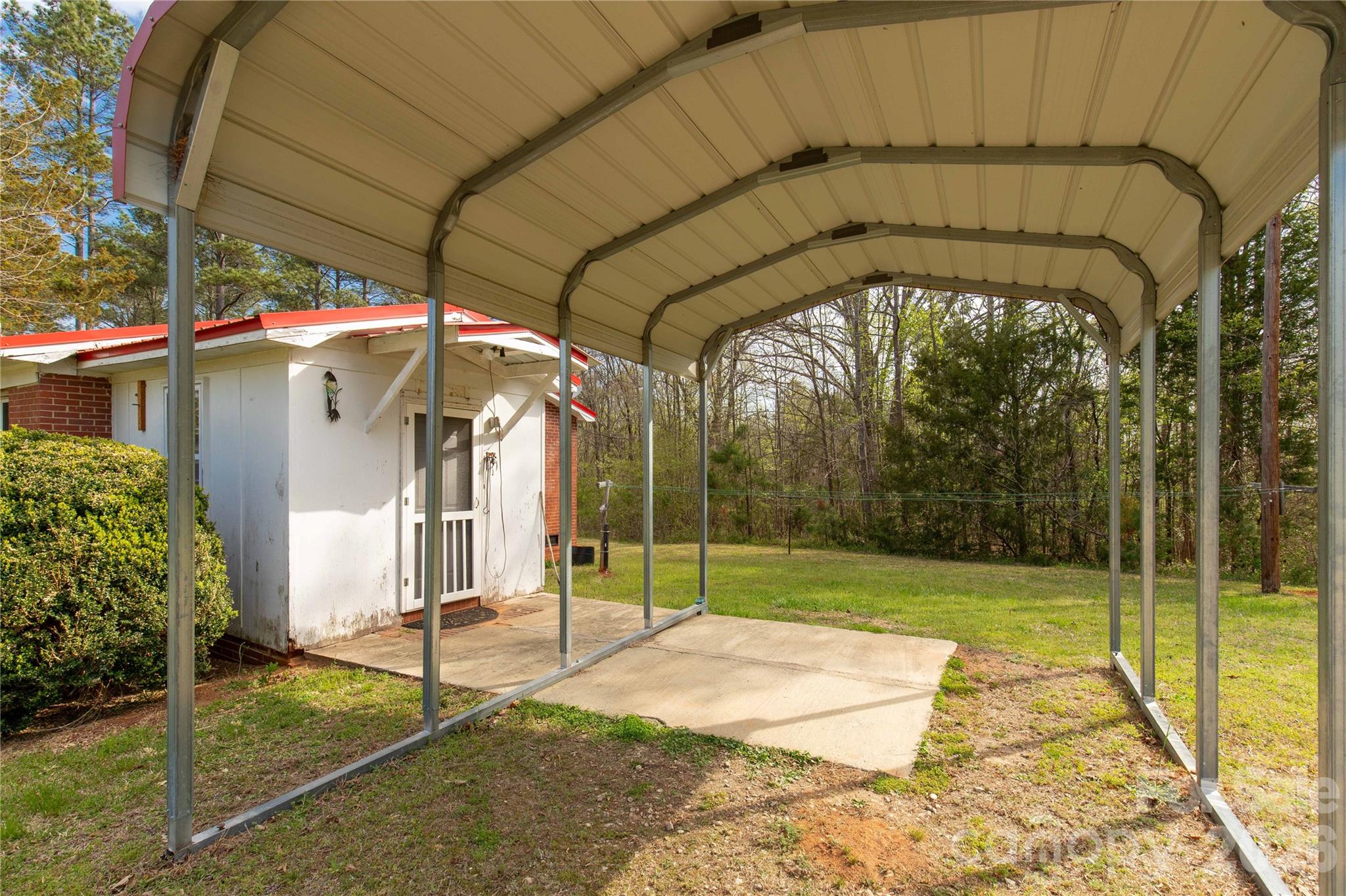 1724 Old Camden Monroe Highway — Lancaster