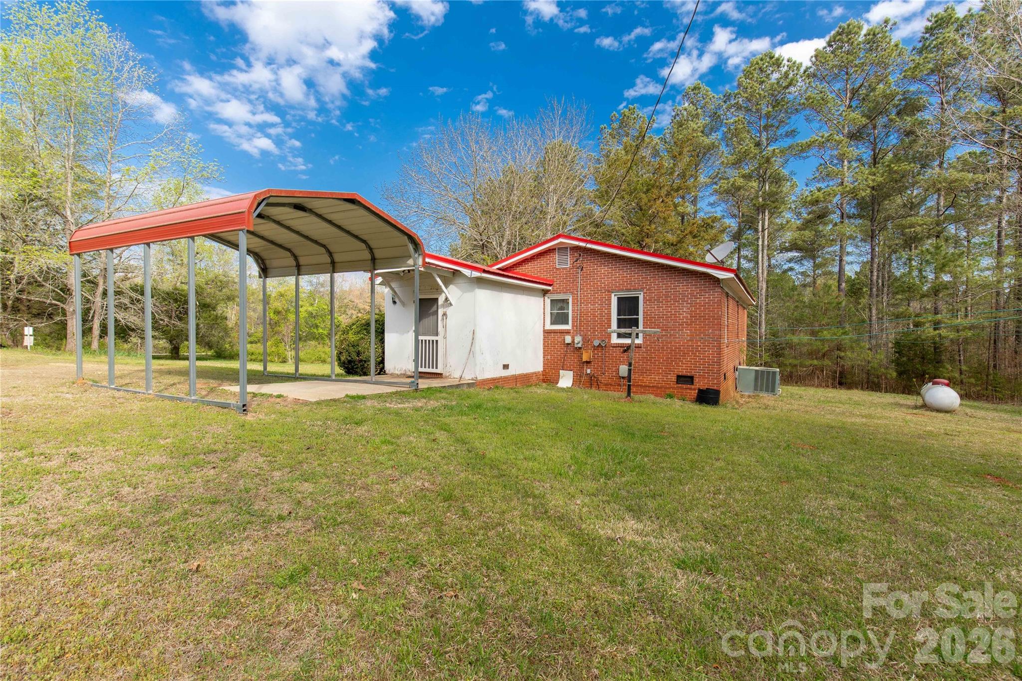 1724 Old Camden Monroe Highway — Lancaster