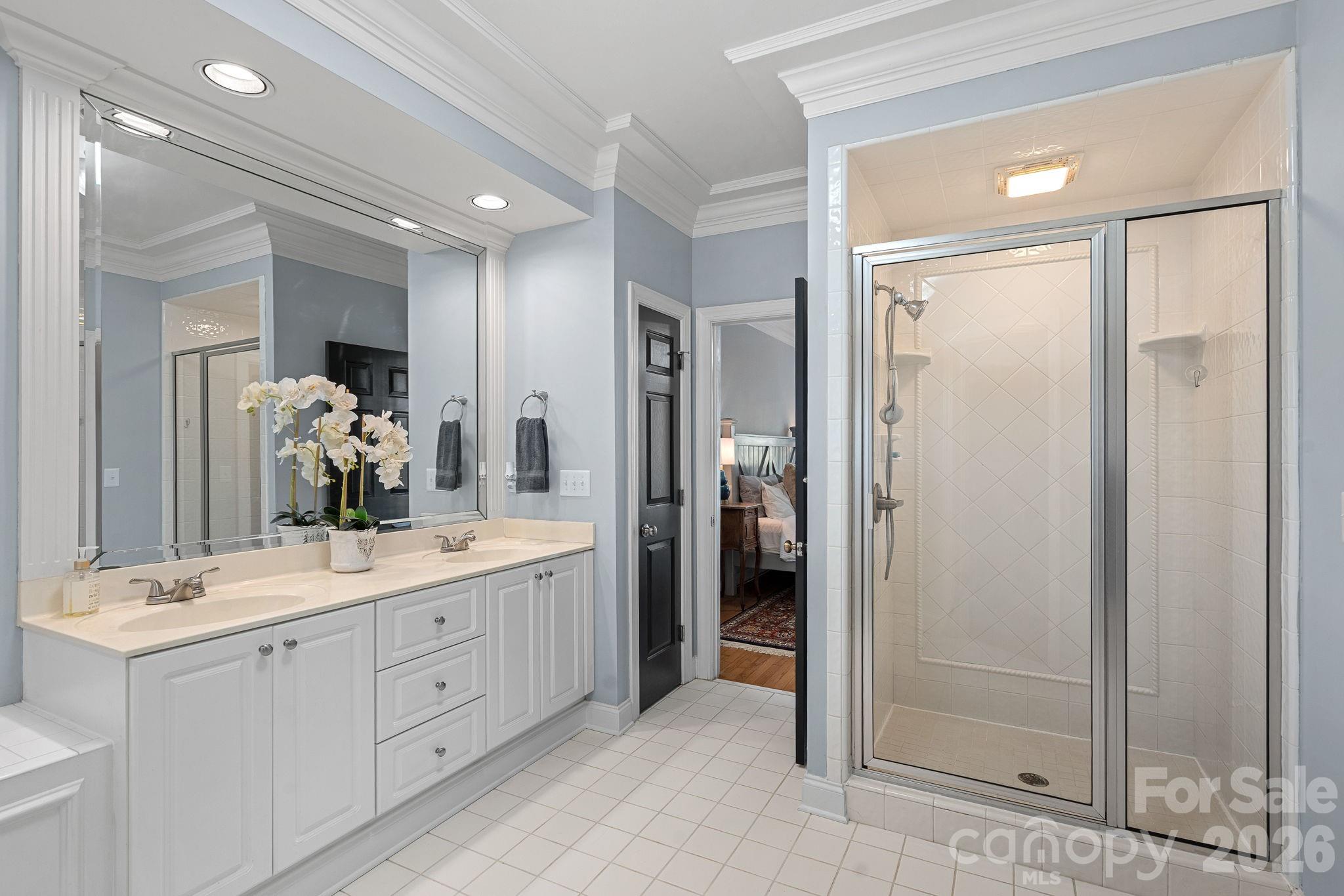 173 Yadkin Falls Road — New London