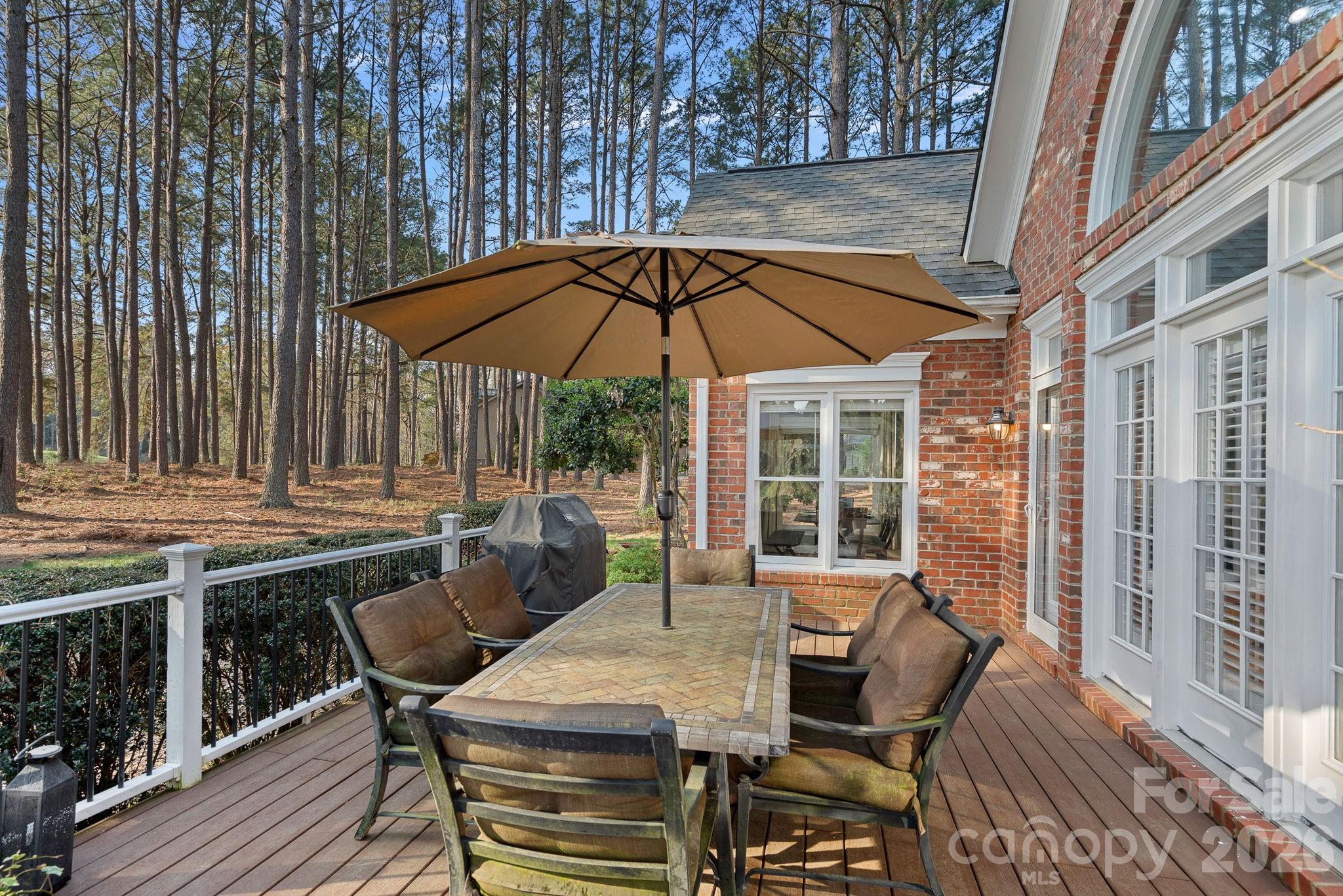 173 Yadkin Falls Road — New London