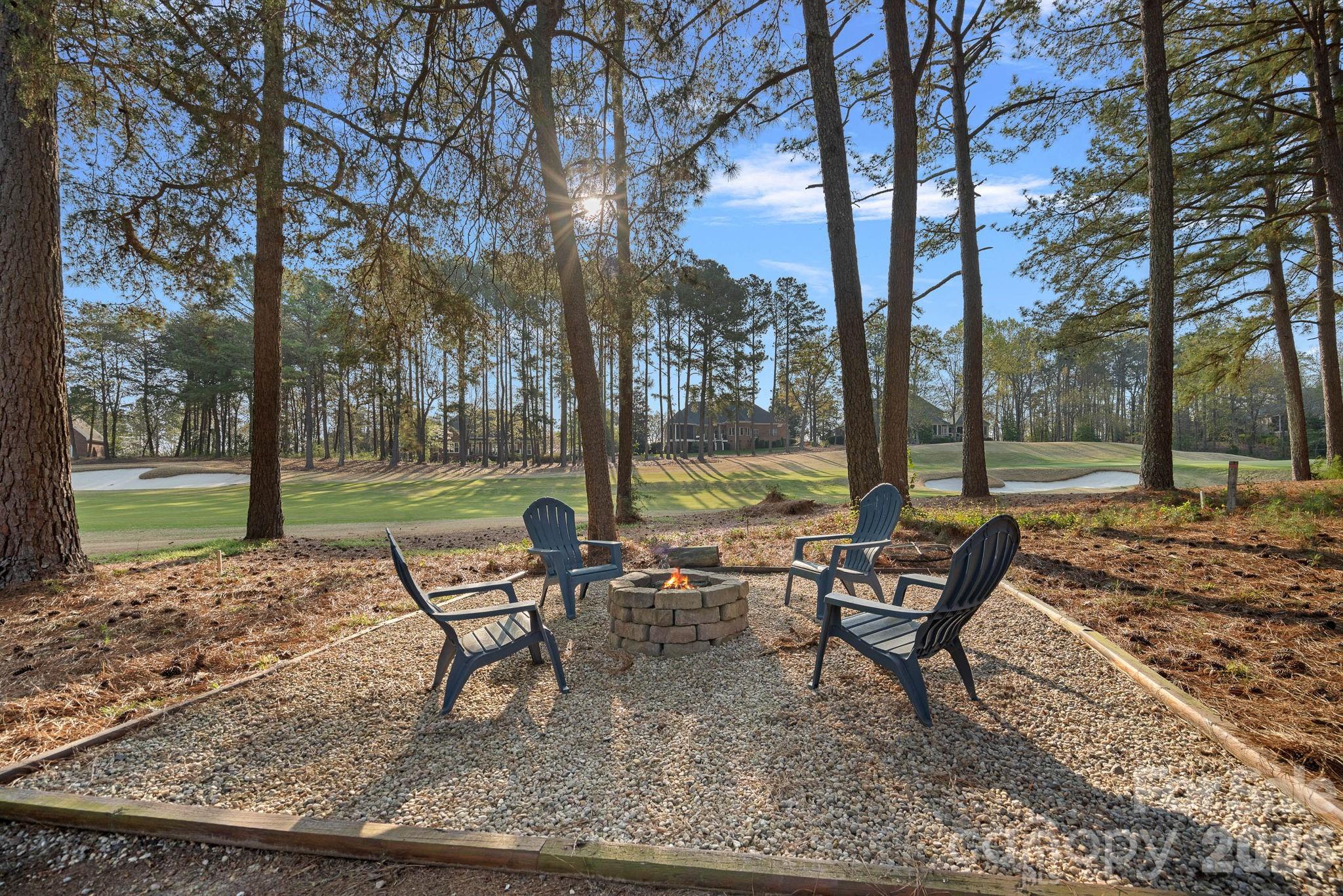 173 Yadkin Falls Road — New London