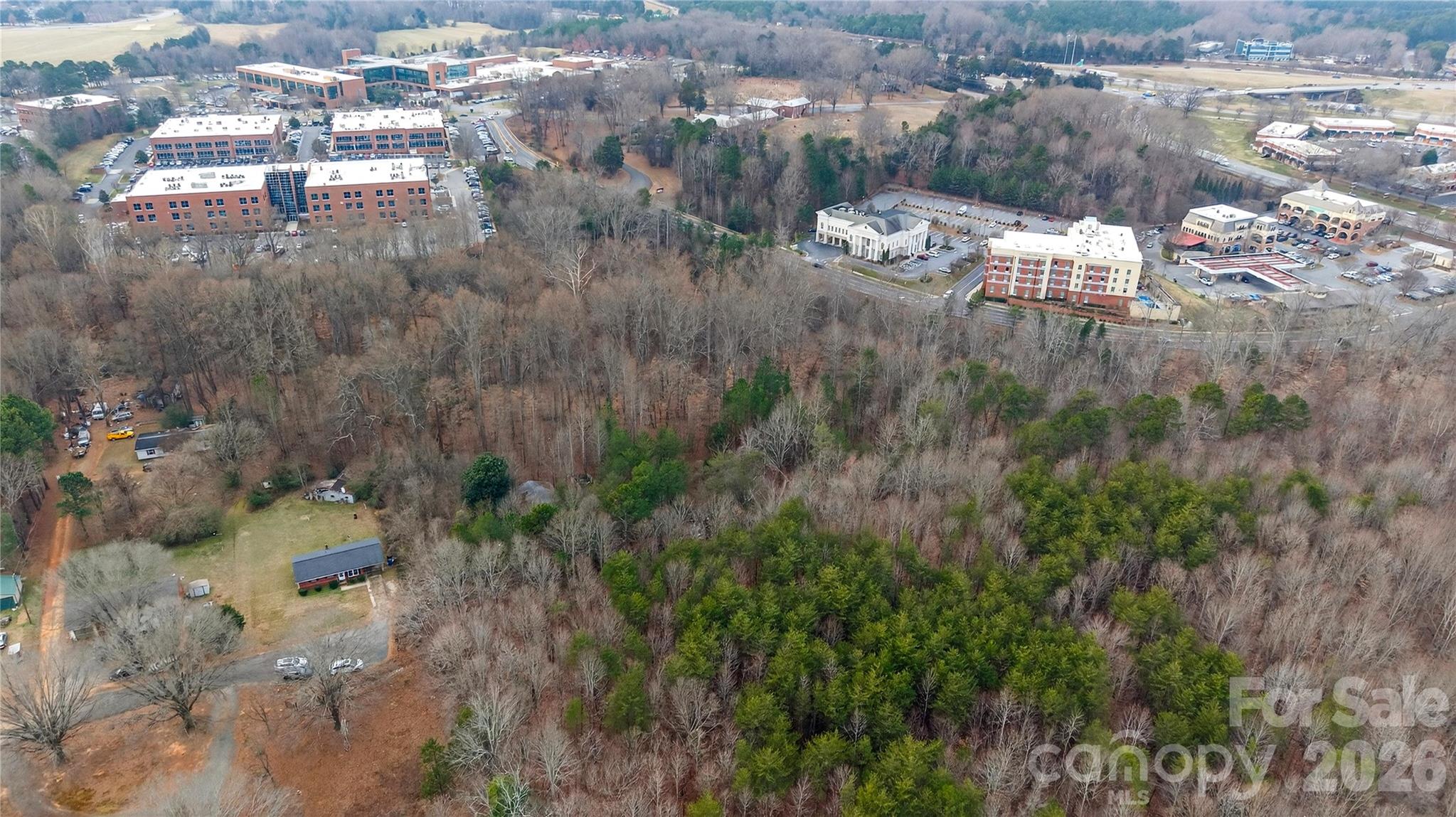 169 Crossrail Road — Mooresville