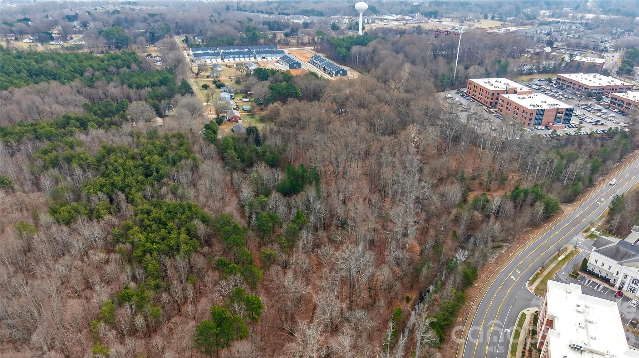 169 Crossrail Road — Mooresville