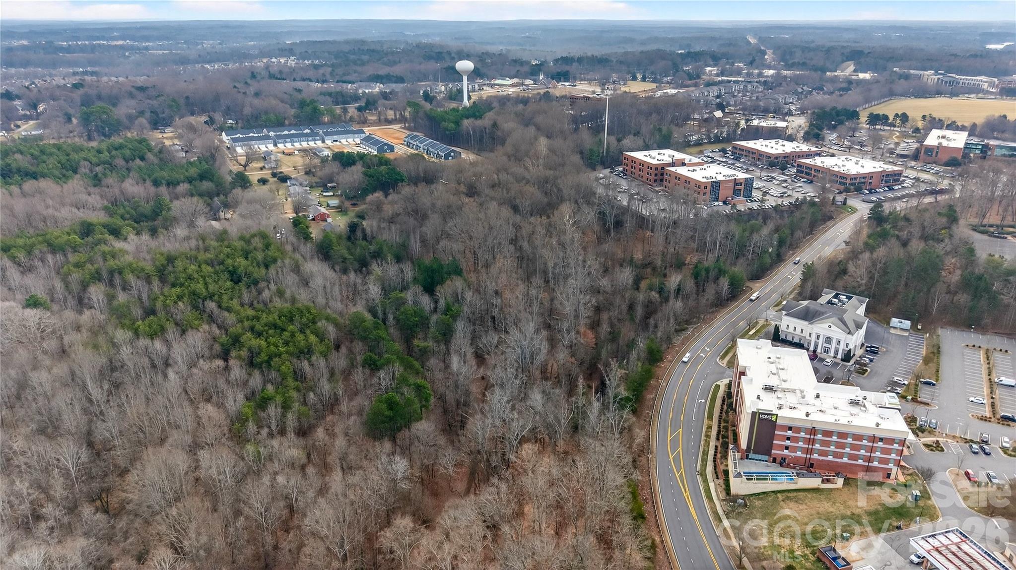 169 Crossrail Road — Mooresville