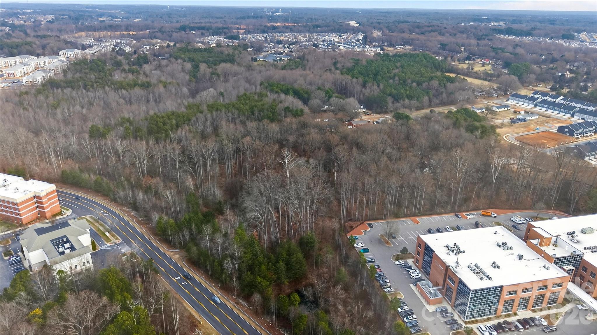 169 Crossrail Road — Mooresville