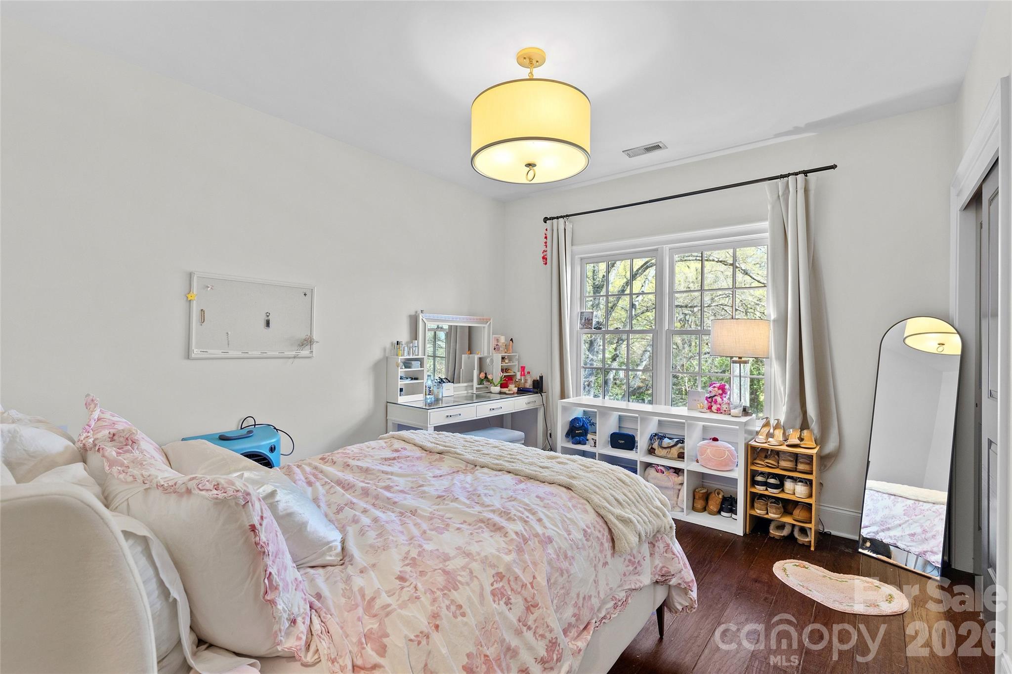 1624 Lombardy Circle — Charlotte