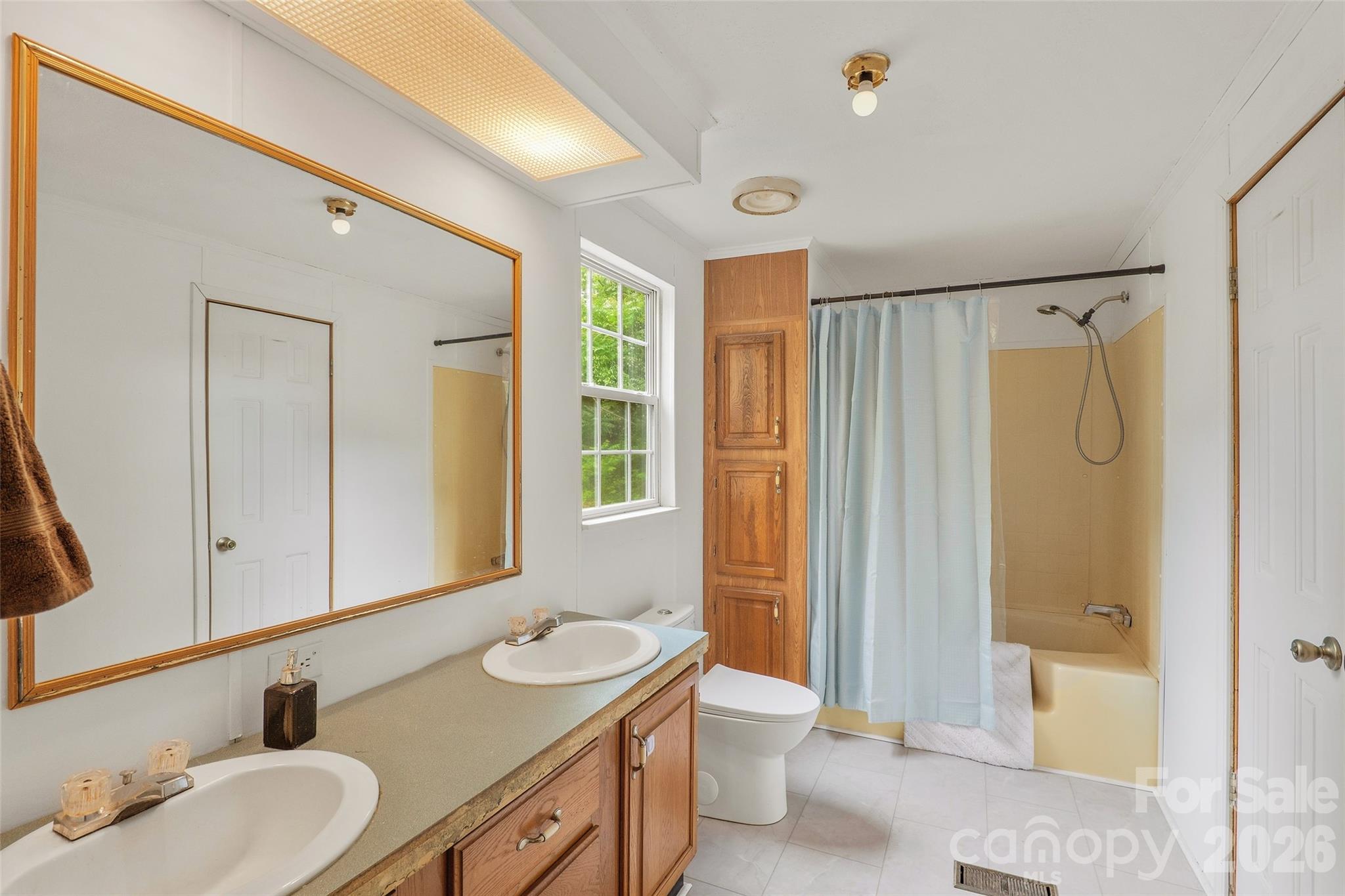 611 Turkey Creek Terrace — Leicester