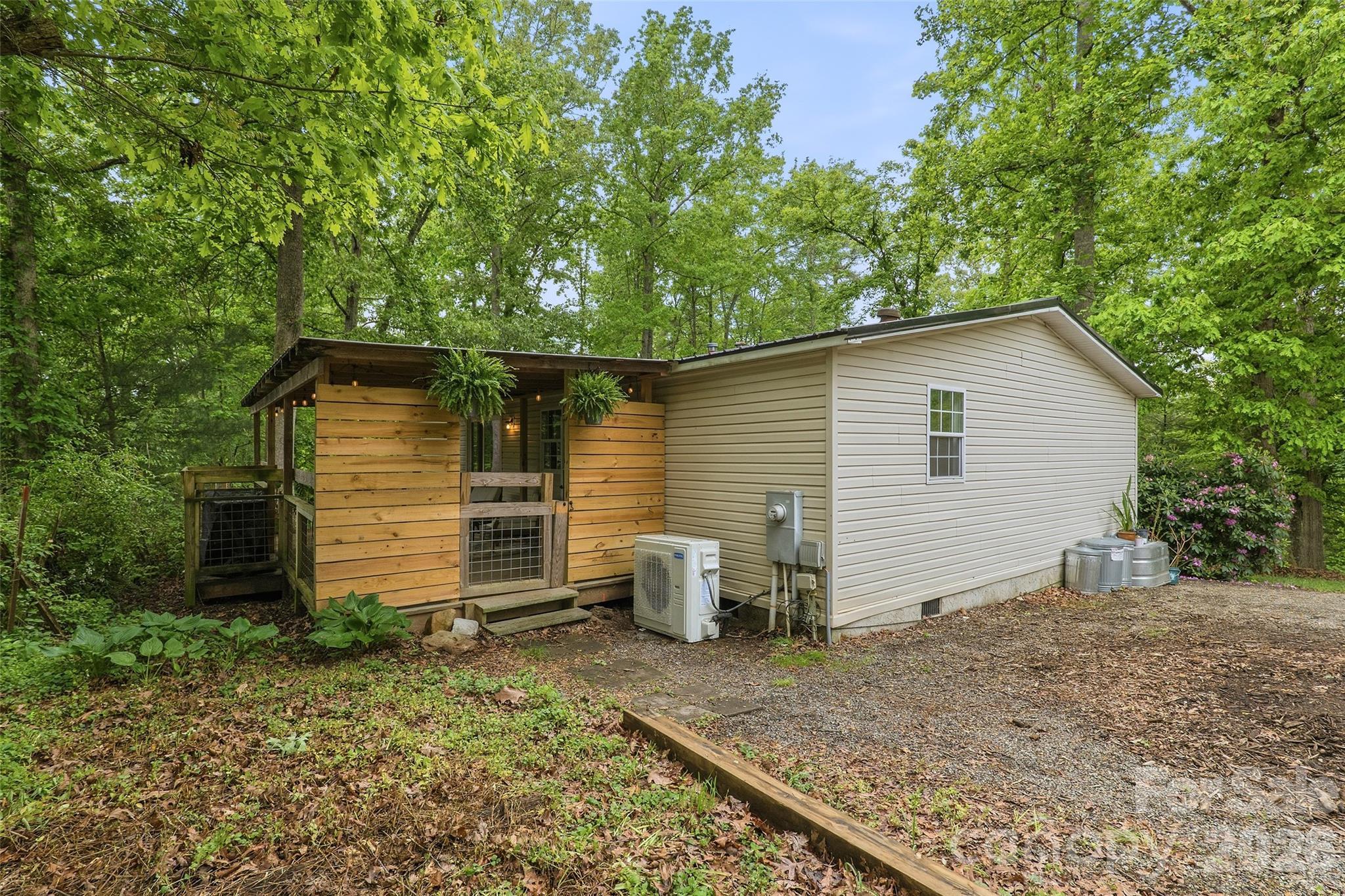 611 Turkey Creek Terrace — Leicester