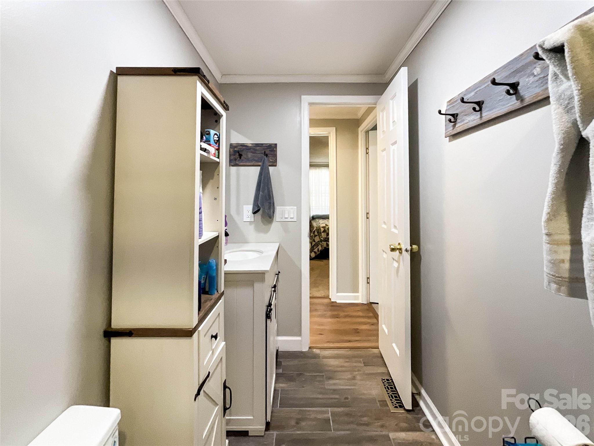 7706 Davis Road — Waxhaw