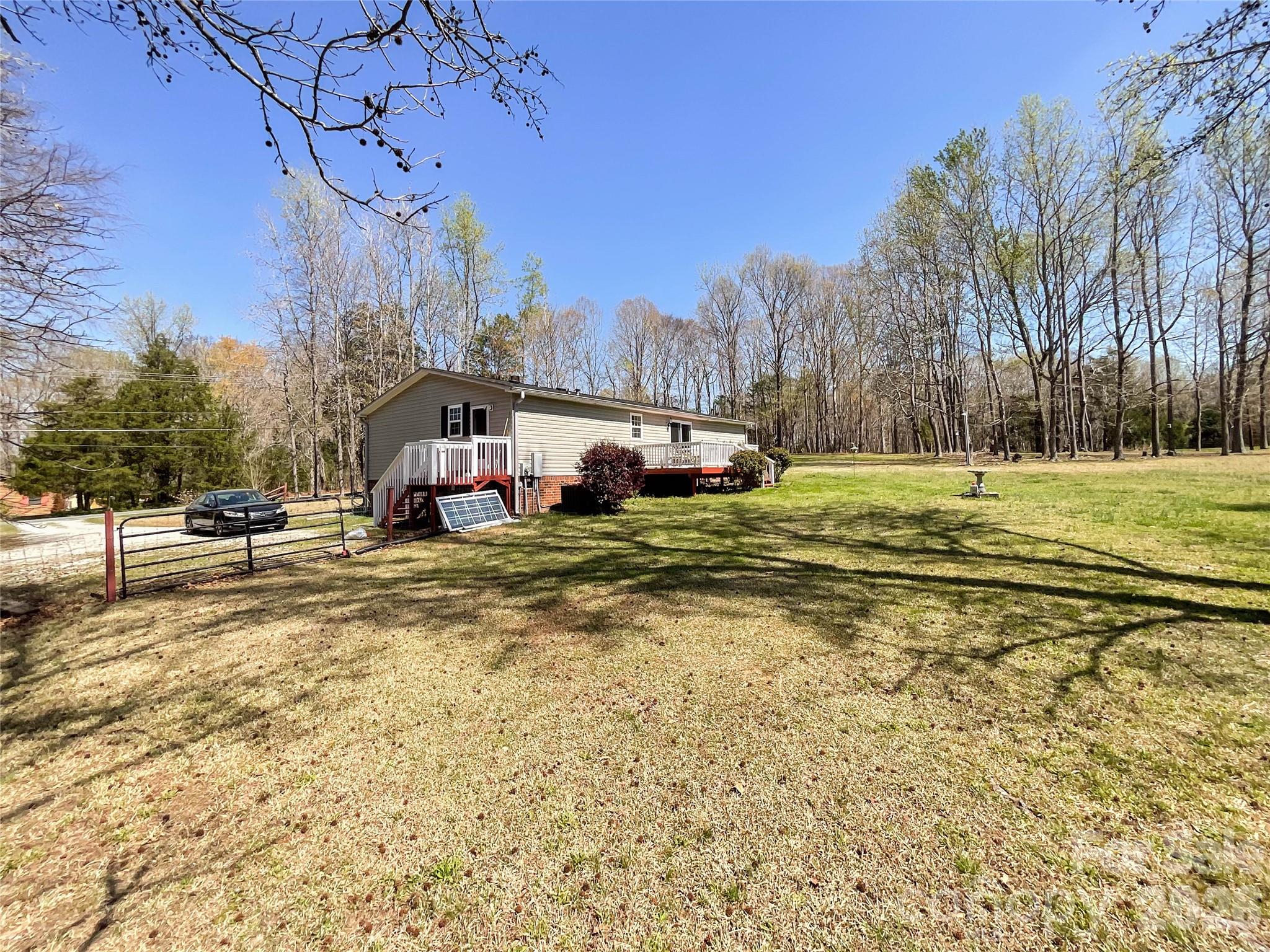 7706 Davis Road — Waxhaw