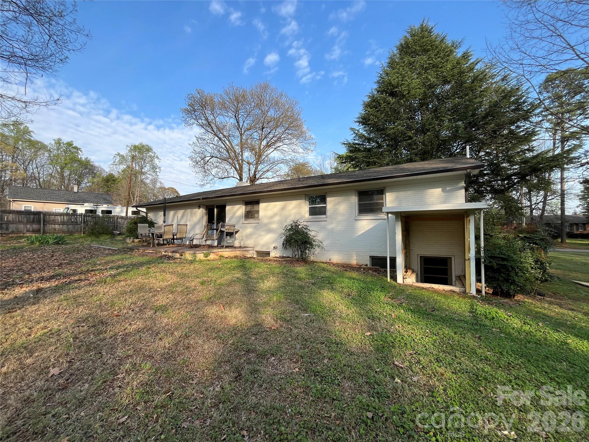 520 Carole Lane — Charlotte