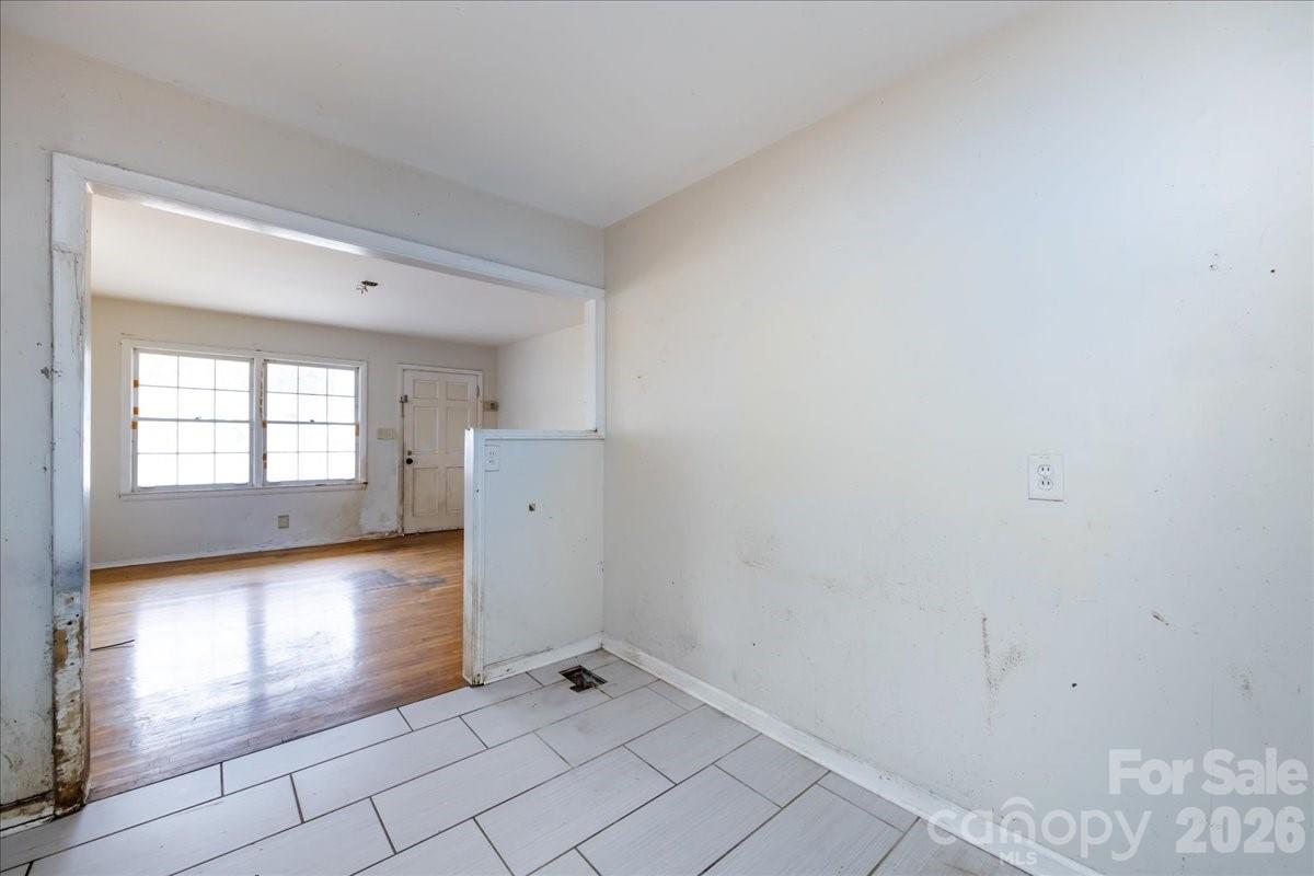 1628 Eastway Drive — Charlotte