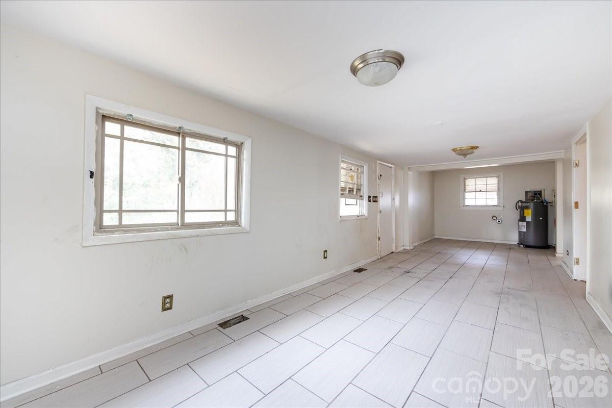 1628 Eastway Drive — Charlotte