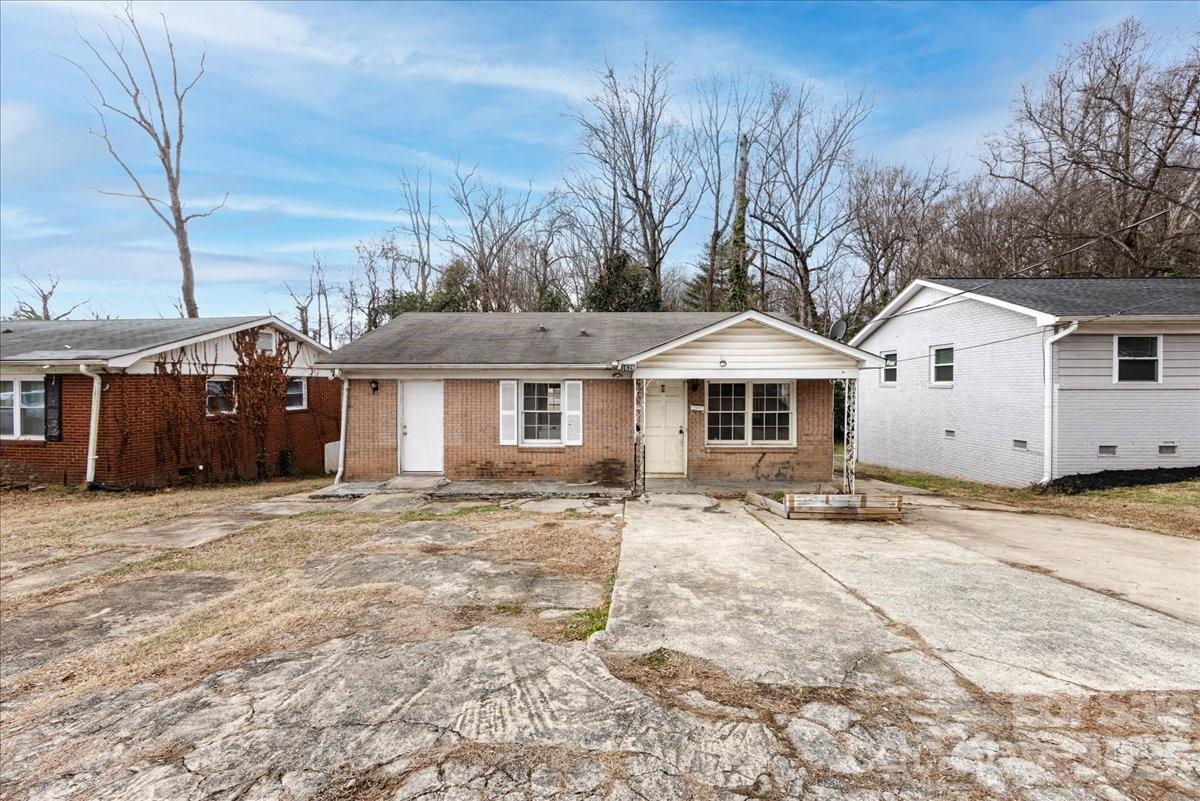 1628 Eastway Drive — Charlotte