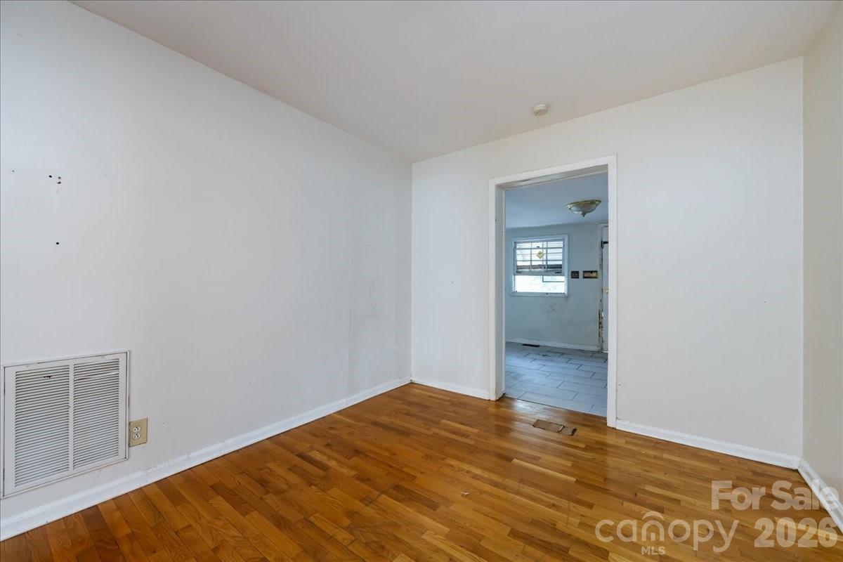 1628 Eastway Drive — Charlotte