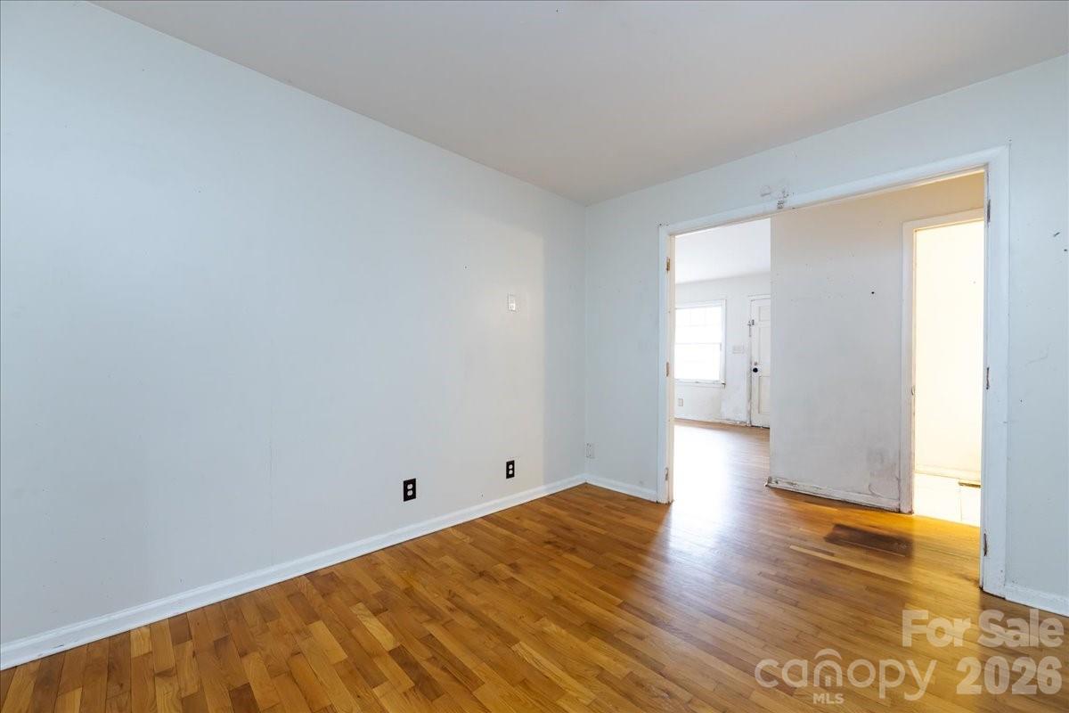 1628 Eastway Drive — Charlotte