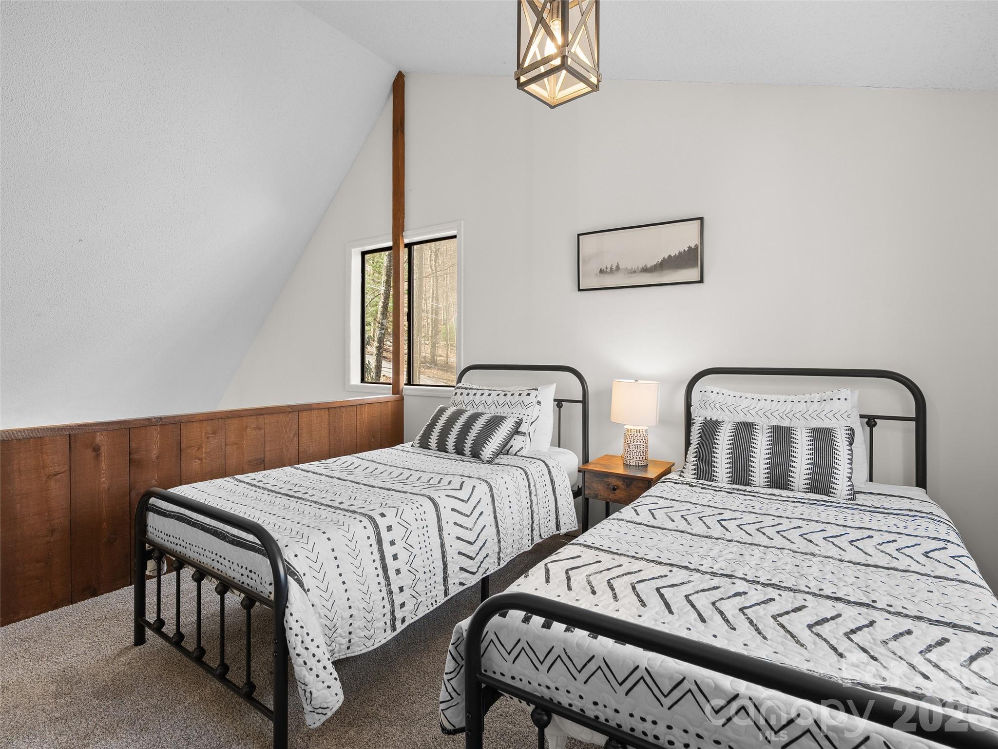 34 Fernbrook Road — Maggie Valley