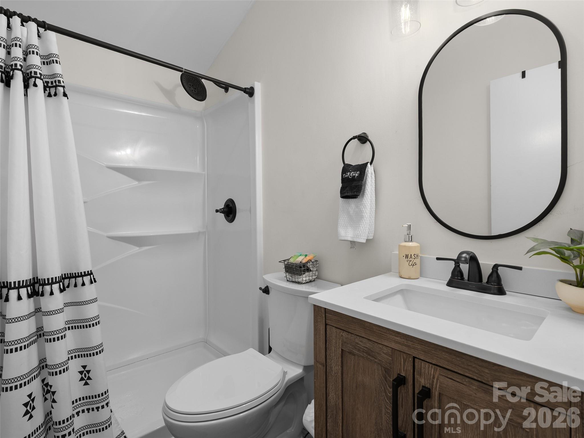 34 Fernbrook Road — Maggie Valley