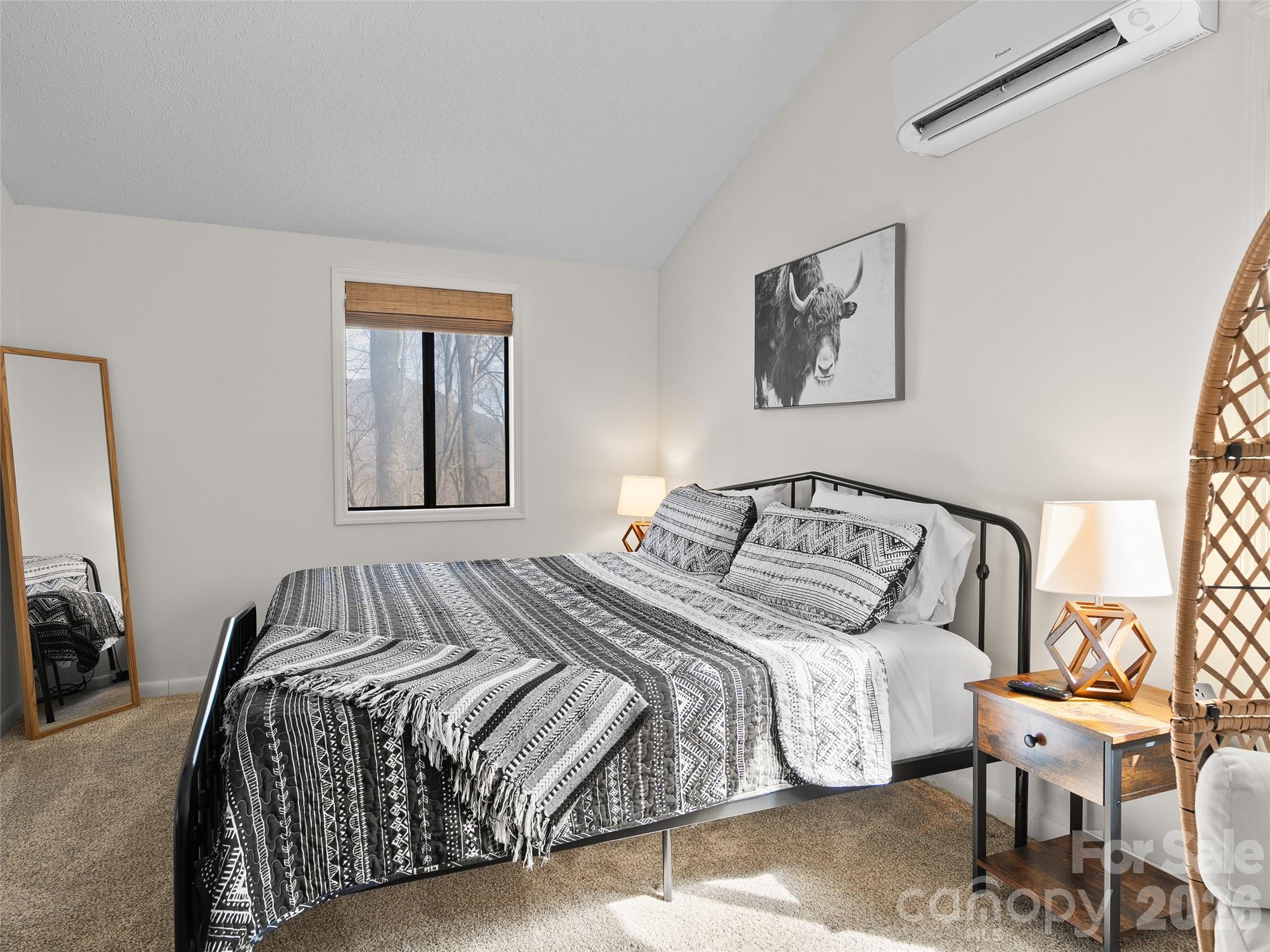 34 Fernbrook Road — Maggie Valley