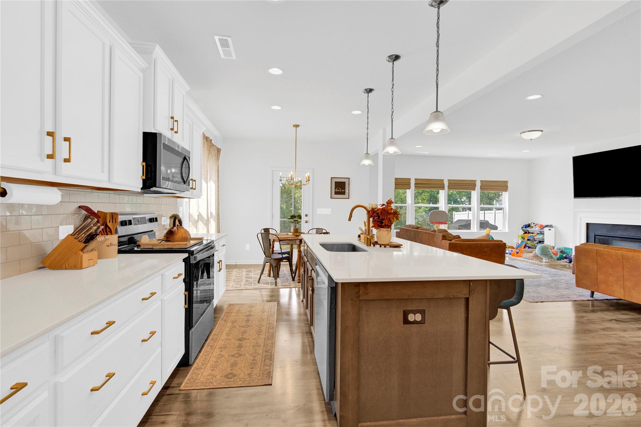 3153 Pinehills Way #103 — Mount Holly