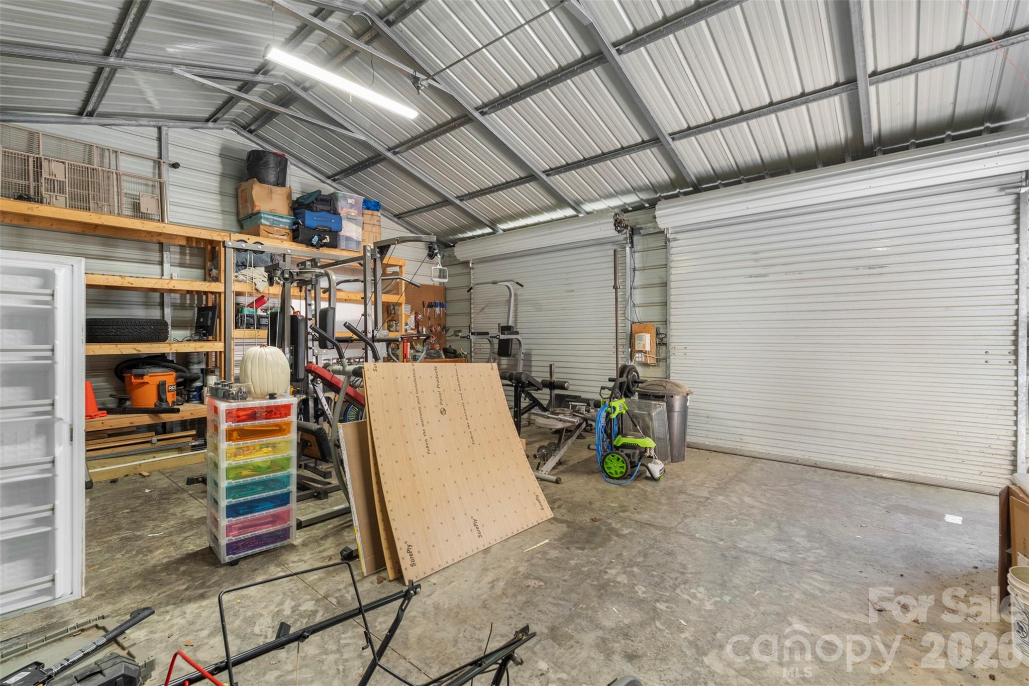 1122 Pine Knot Court — Clover