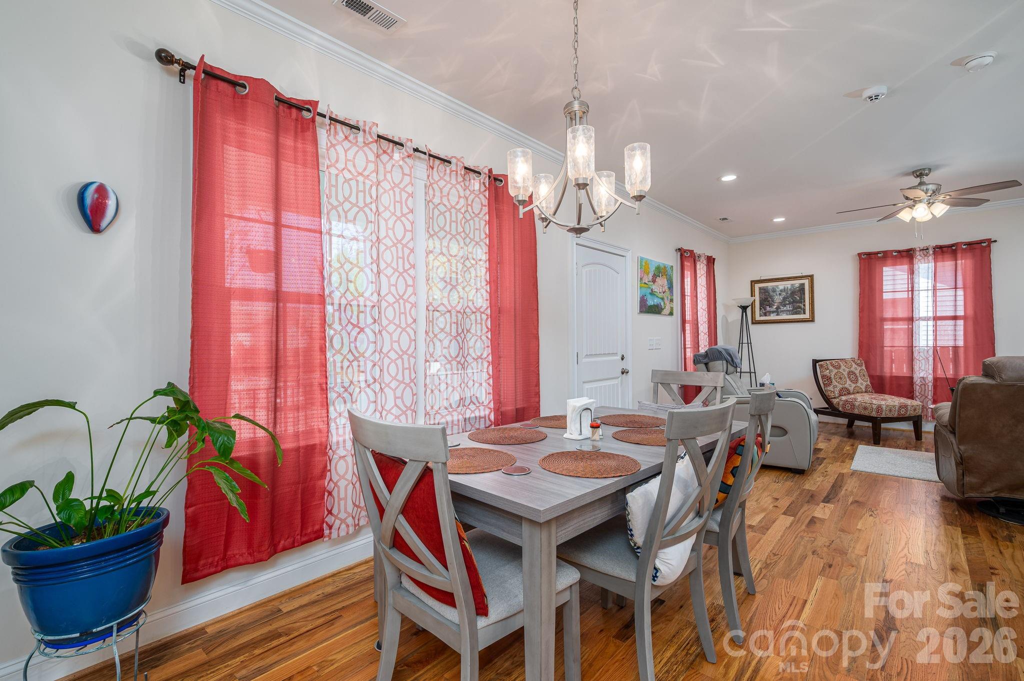 209 Wood Street — Mount Holly