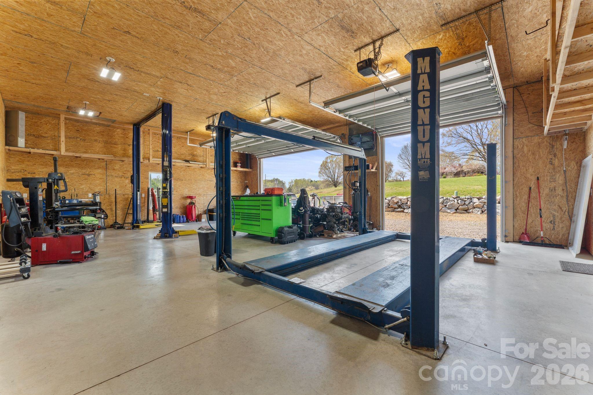 467 Hoover Road — Troutman