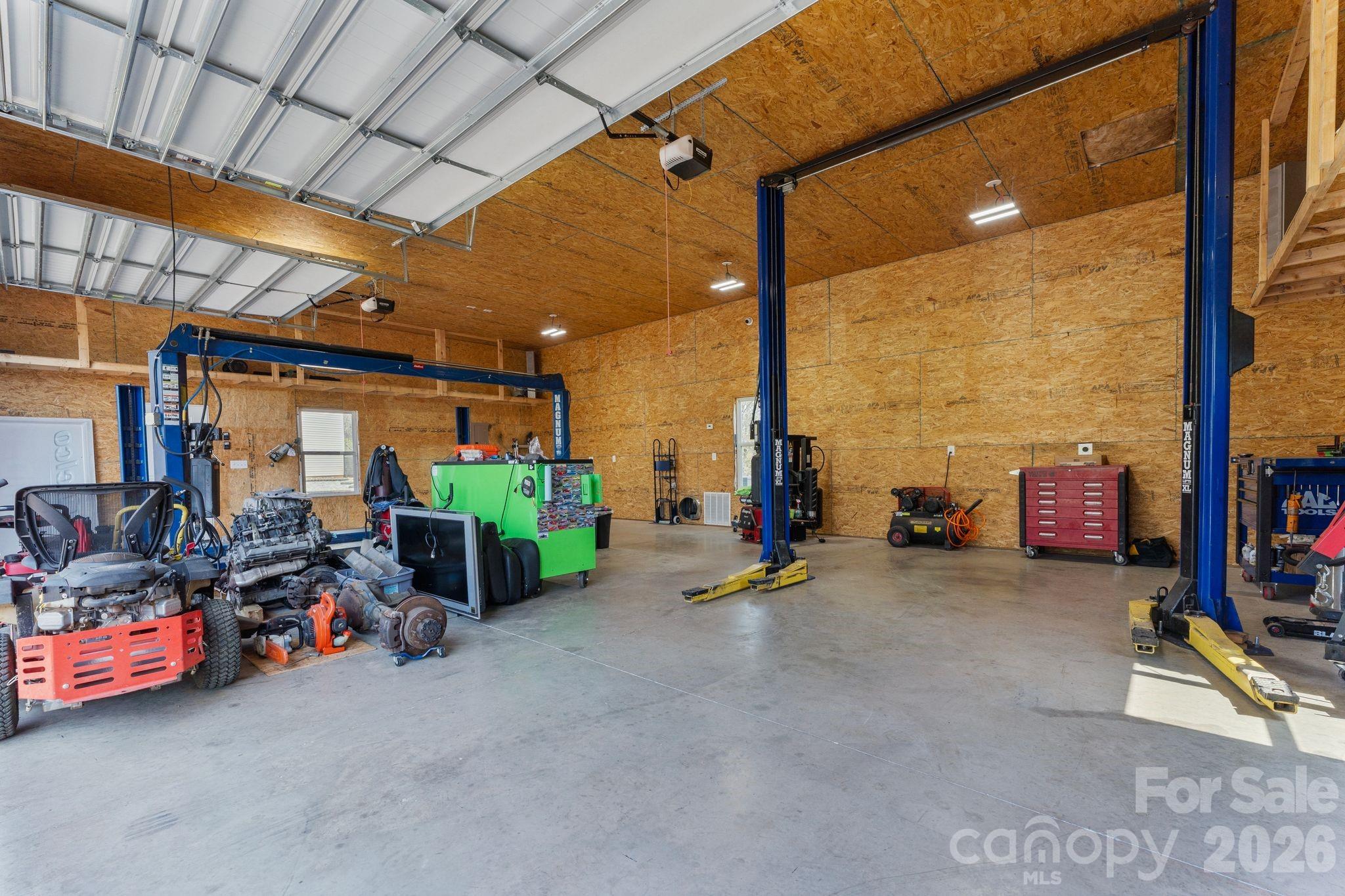 467 Hoover Road — Troutman