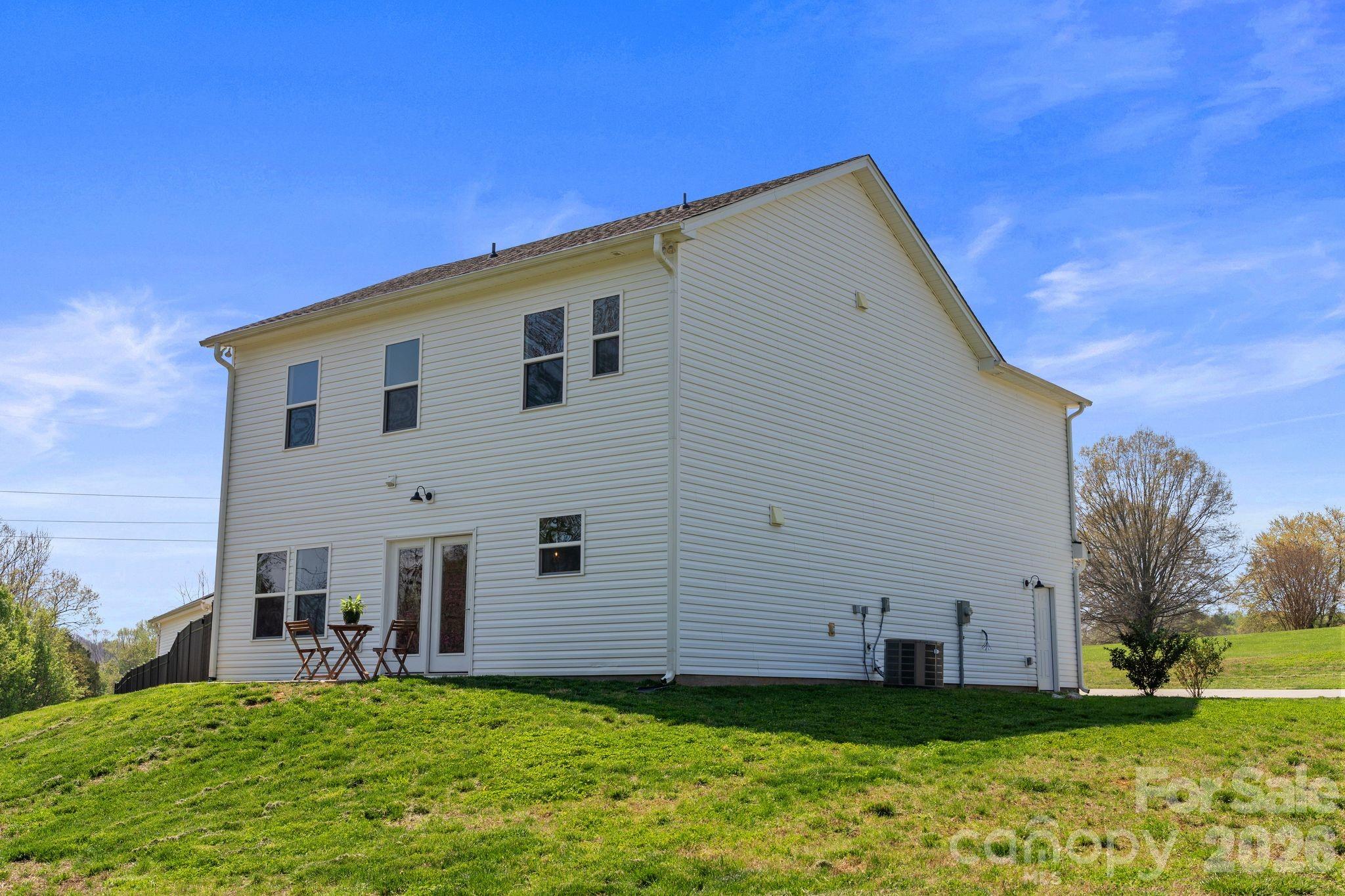 467 Hoover Road — Troutman