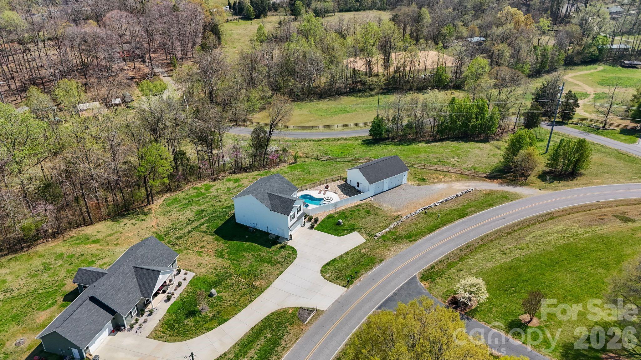 467 Hoover Road — Troutman