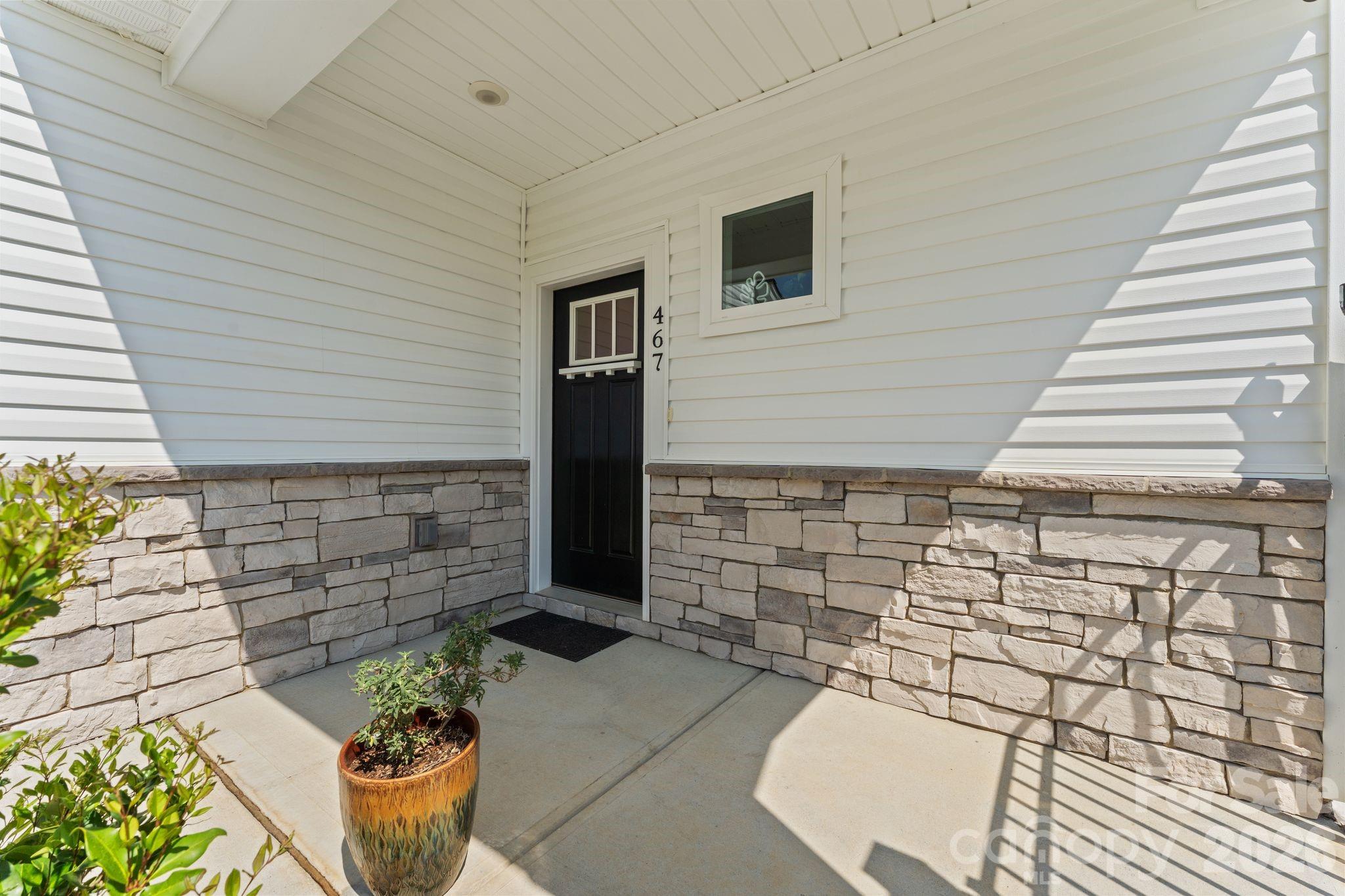 467 Hoover Road — Troutman