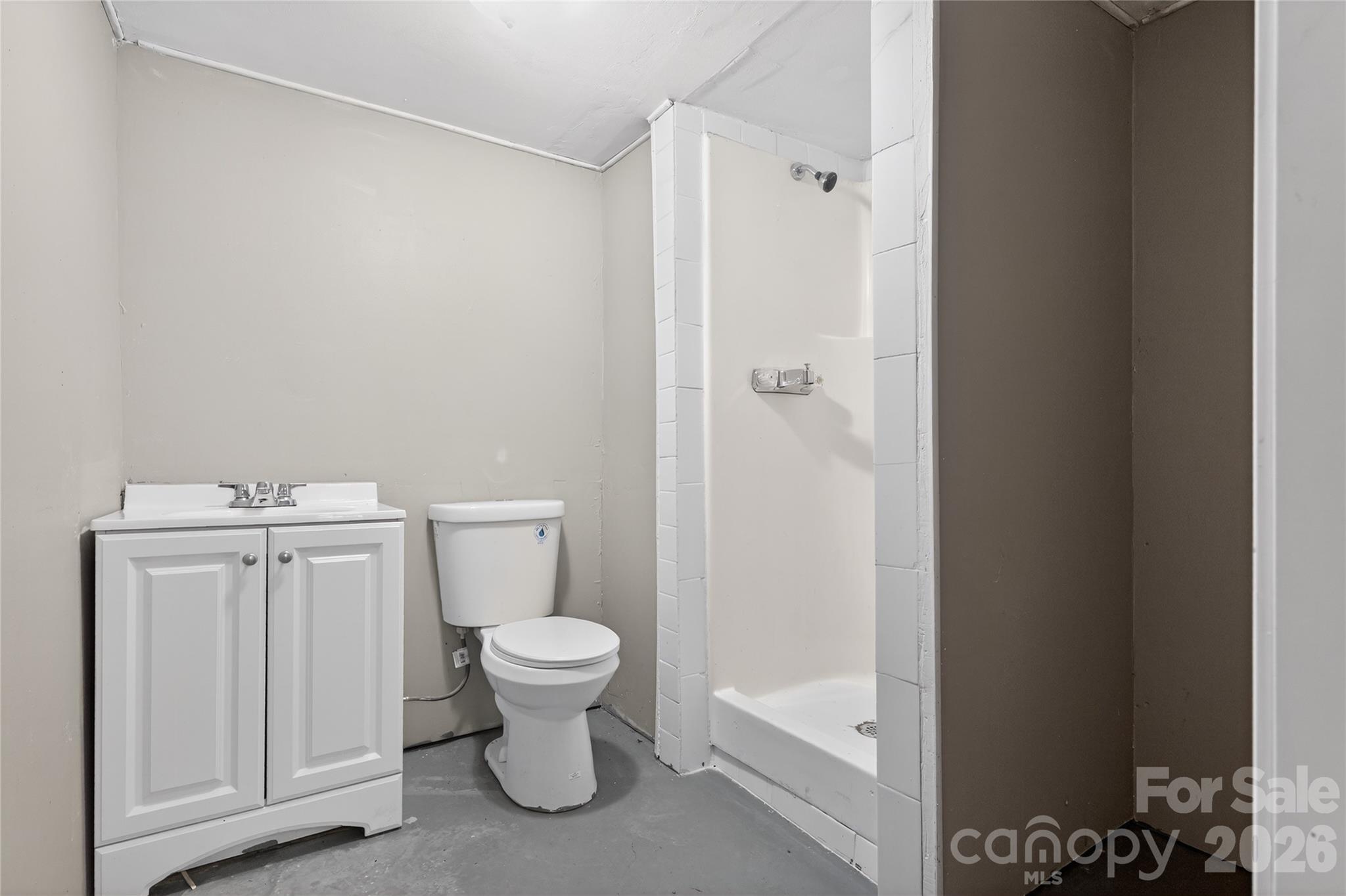 1028 East Drive — Gastonia