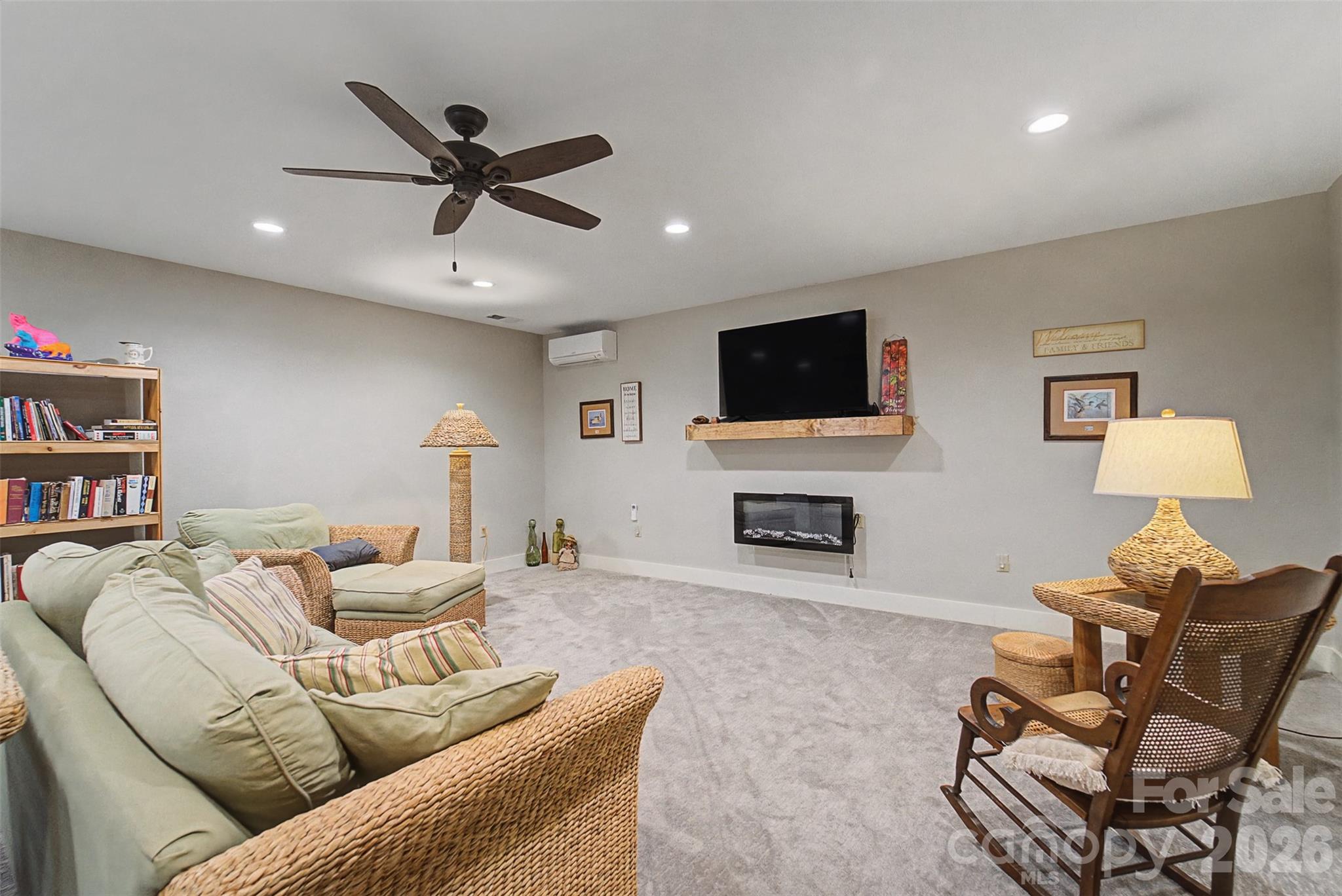 151 High Grove Parkway — Whittier