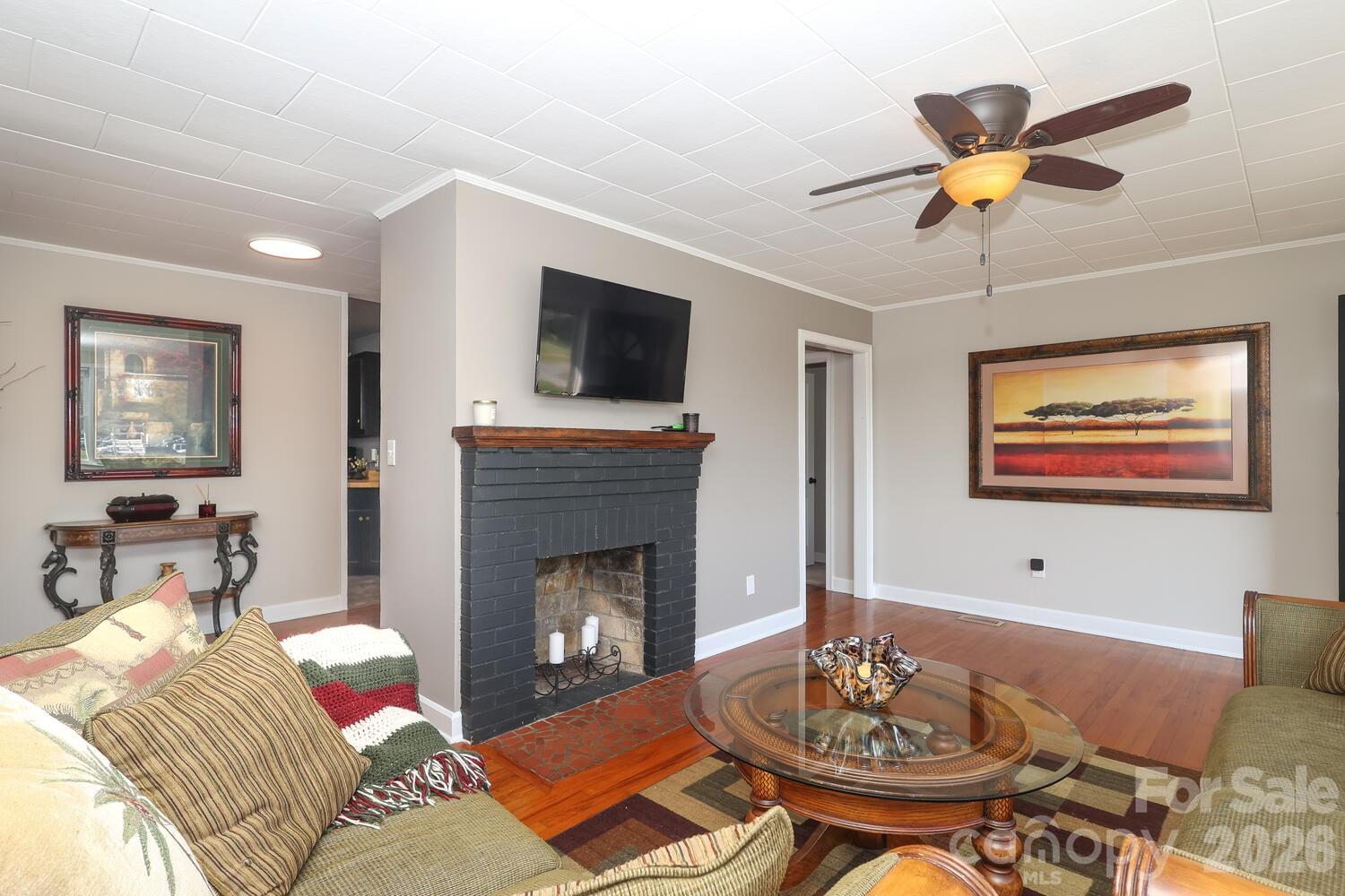 414 S Chester Street S — Blacksburg