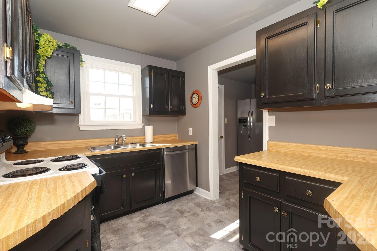 414 S Chester Street S — Blacksburg