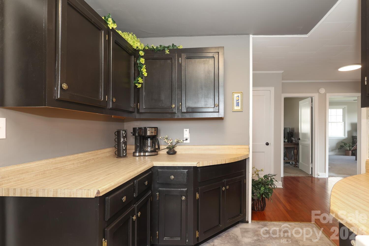 414 S Chester Street S — Blacksburg