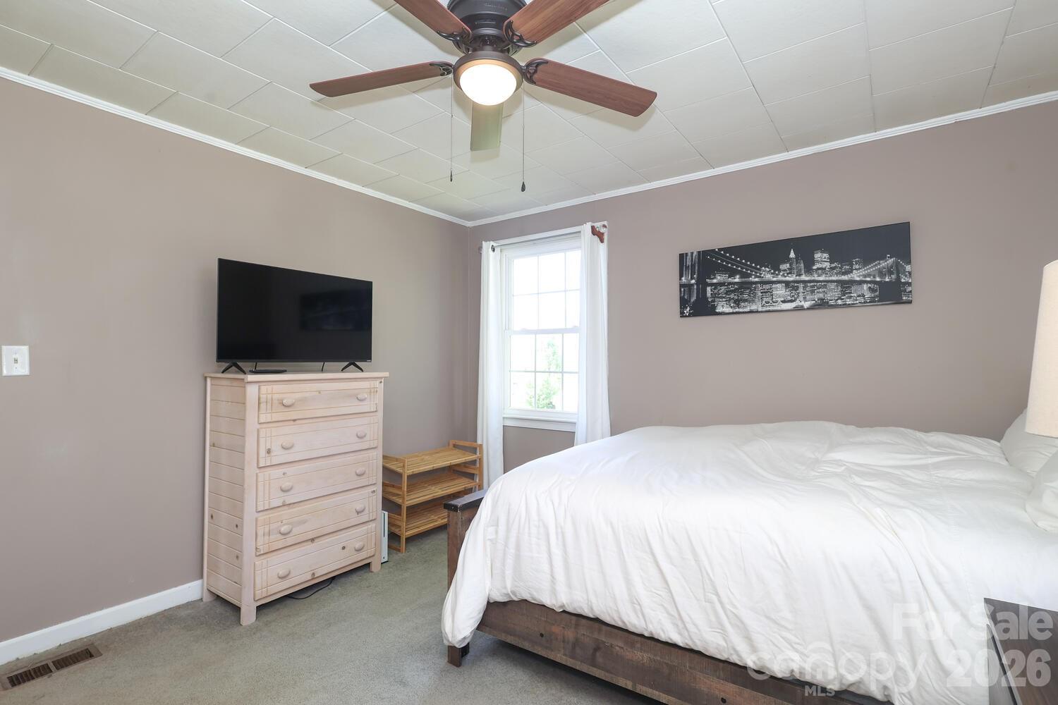 414 S Chester Street S — Blacksburg